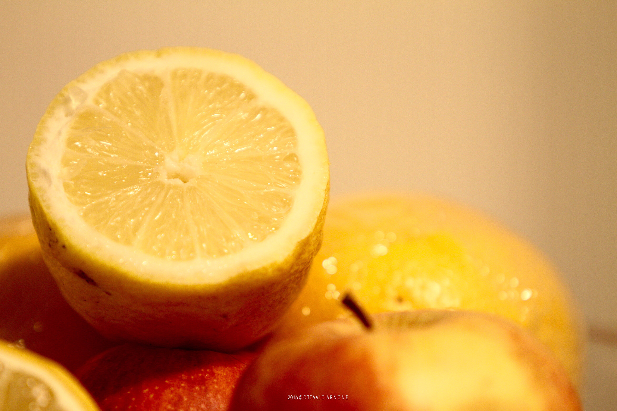 Canon EF 70-200mm F2.8L IS USM sample photo. Fresh lemon & fruit photography