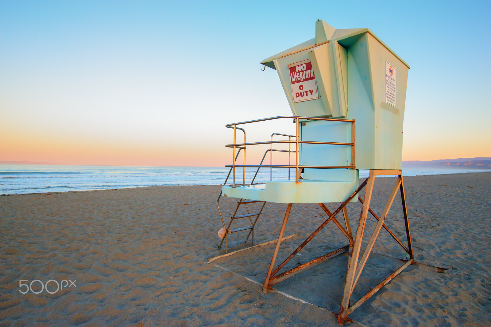 Nikon D800E + Nikon AF-S Nikkor 20mm F1.8G ED sample photo. Sunrise lifeguard photography