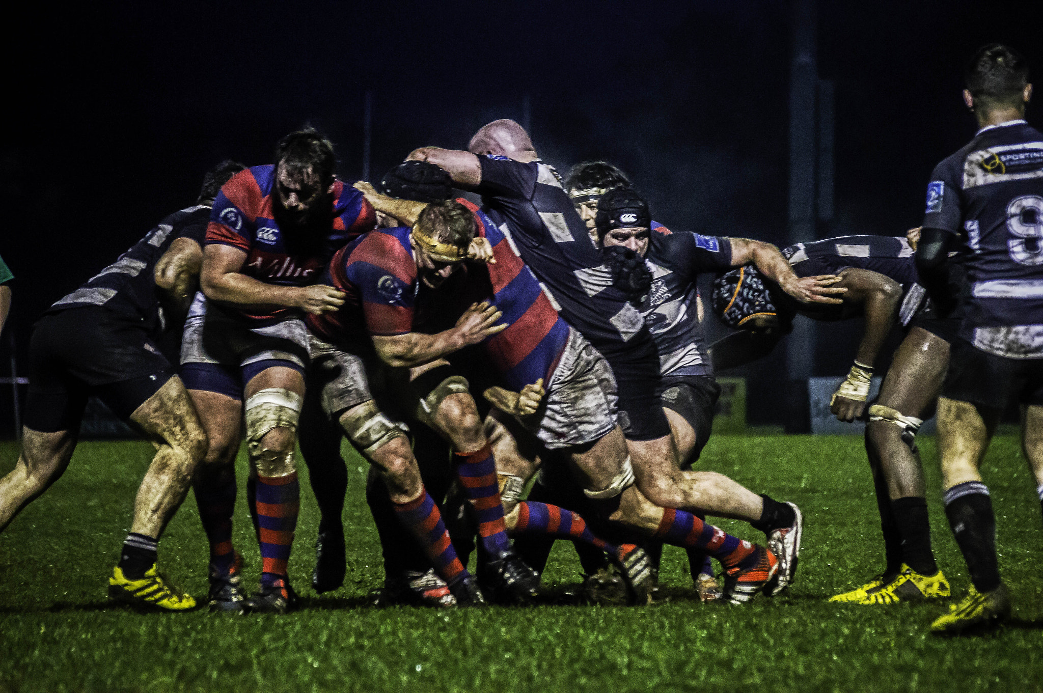 Sony SLT-A55 (SLT-A55V) + Sigma 70-300mm F4-5.6 DL Macro sample photo. Old belvedere rfc vs clontarf rc photography