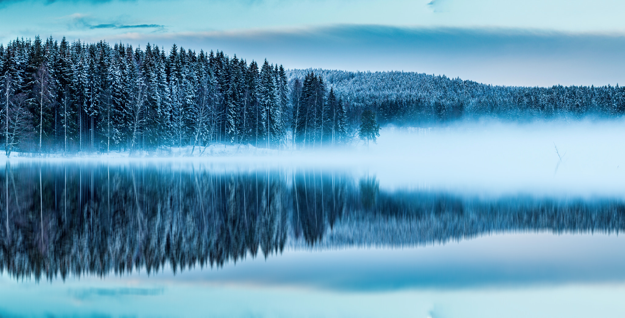 Canon EOS 70D + Canon EF 100mm F2.0 USM sample photo. Lake mirror photography