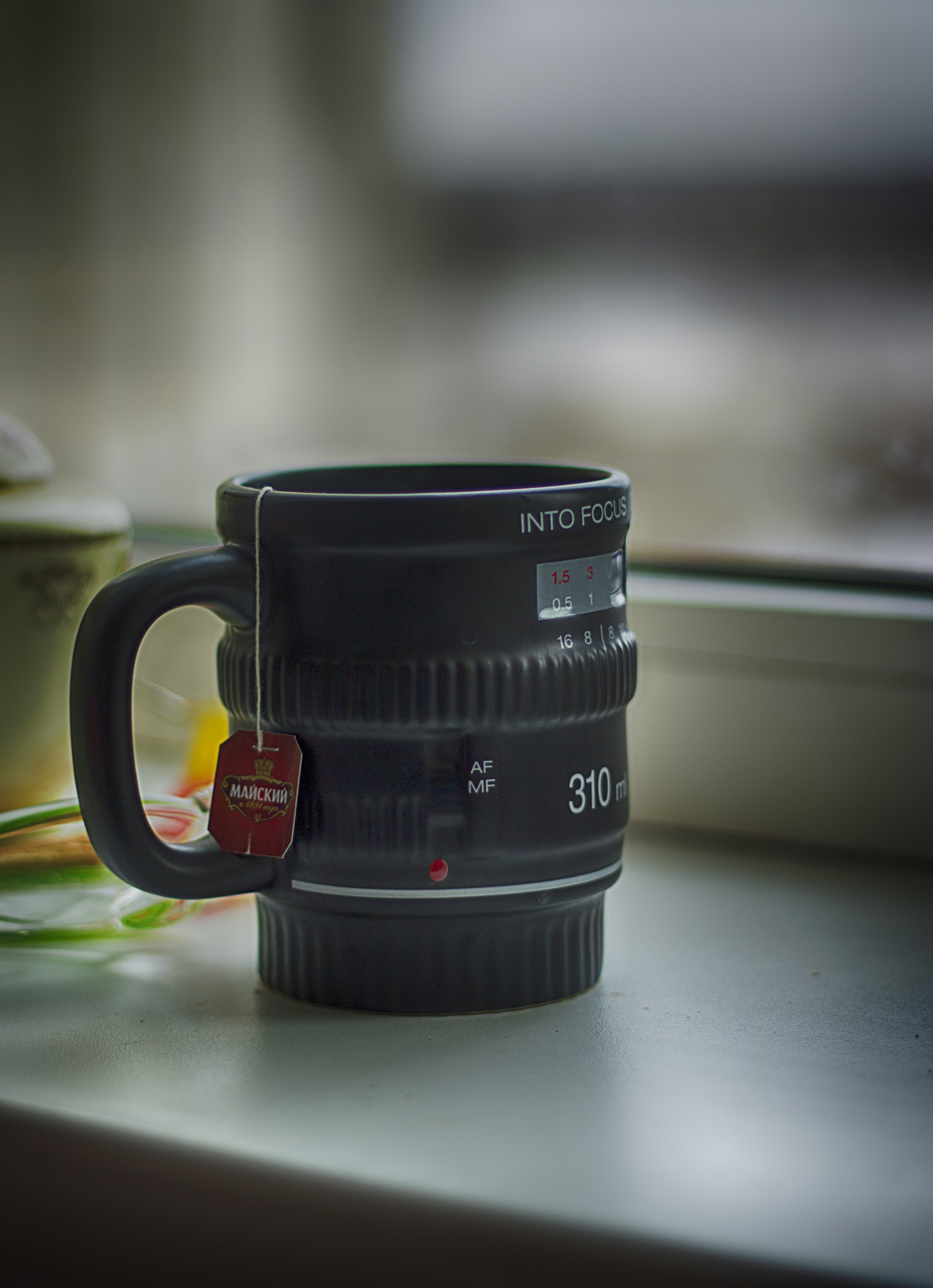 Canon EOS 750D (EOS Rebel T6i / EOS Kiss X8i) + Canon EF 50mm F1.8 II sample photo. кружка photography