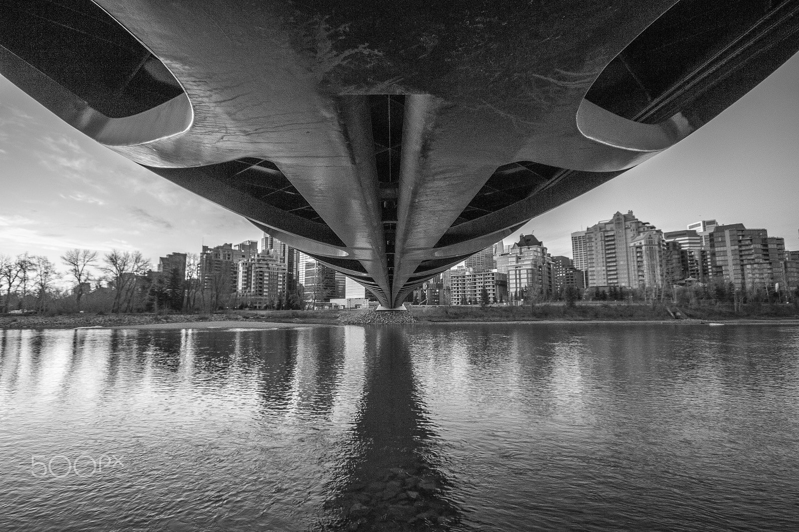 Sigma 10-20mm F4-5.6 EX DC HSM sample photo. Under the bridge b&w photography