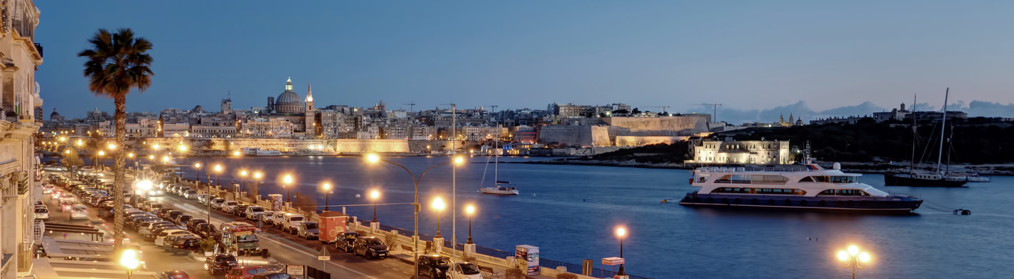 Olympus OM-D E-M5 II + OLYMPUS M.12mm F2.0 sample photo. Sliema.. photography
