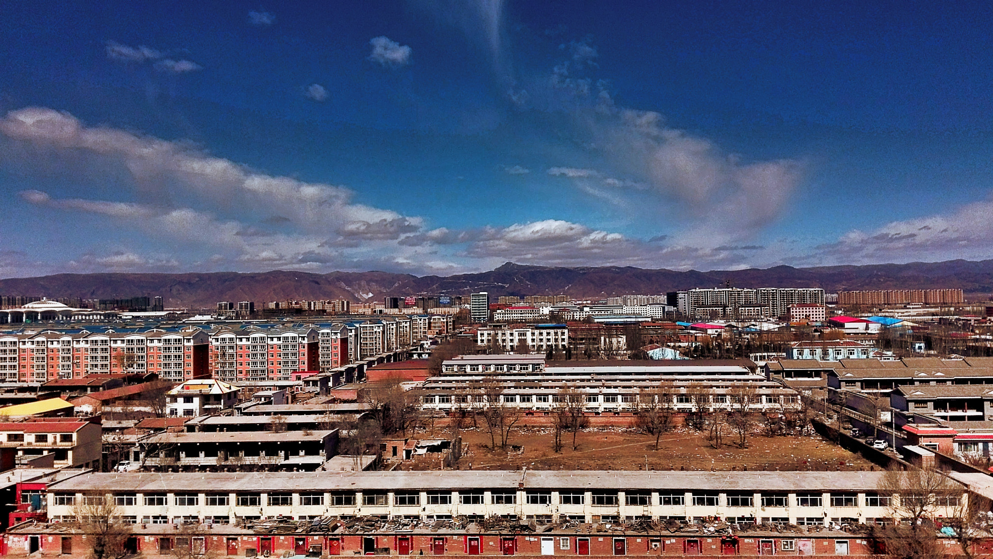 HUAWEI Che2-UL00 sample photo. After the haze photography