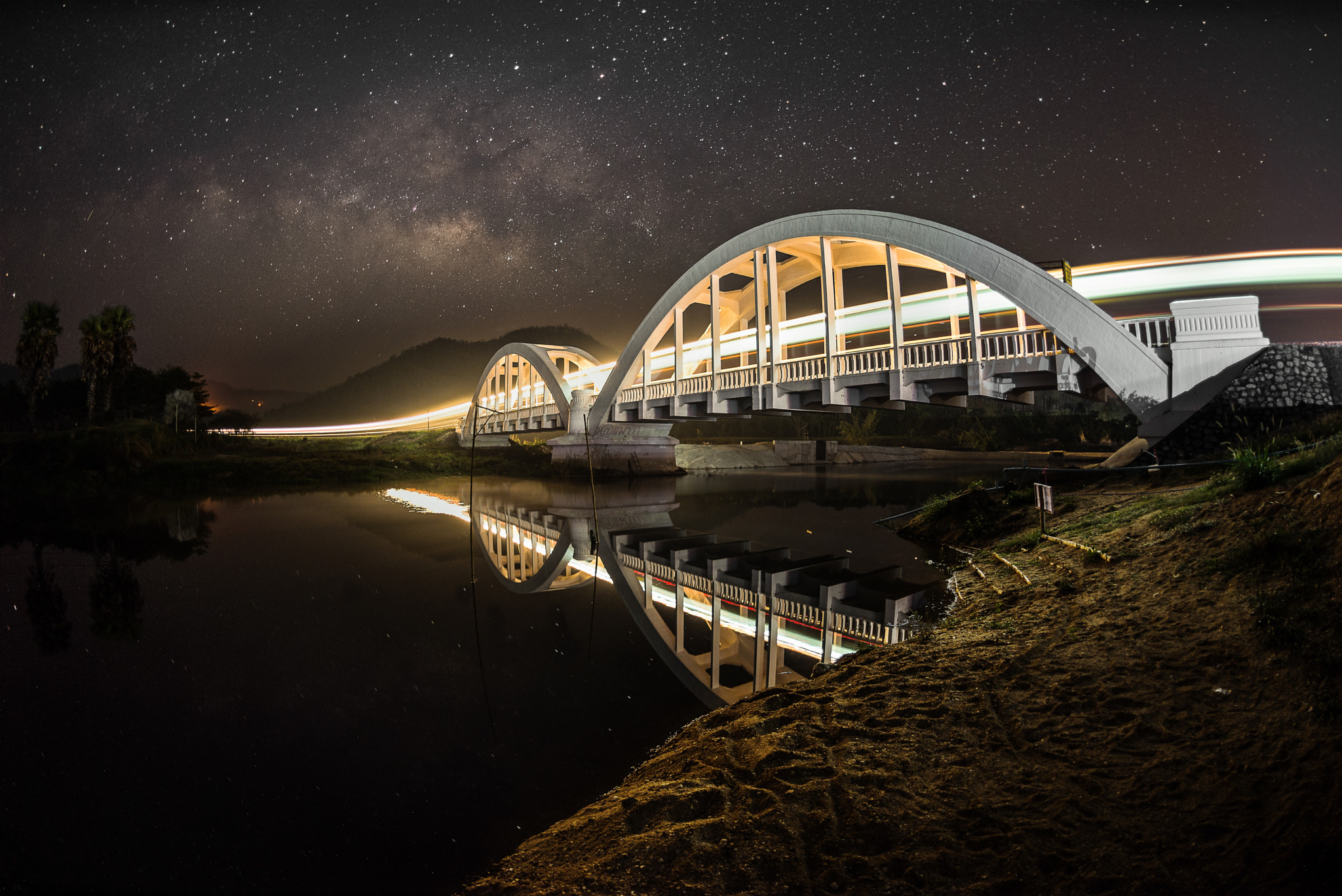 Nikon D610 + Nikon AF Fisheye-Nikkor 16mm F2.8D sample photo. Milky way with railway bridge photography