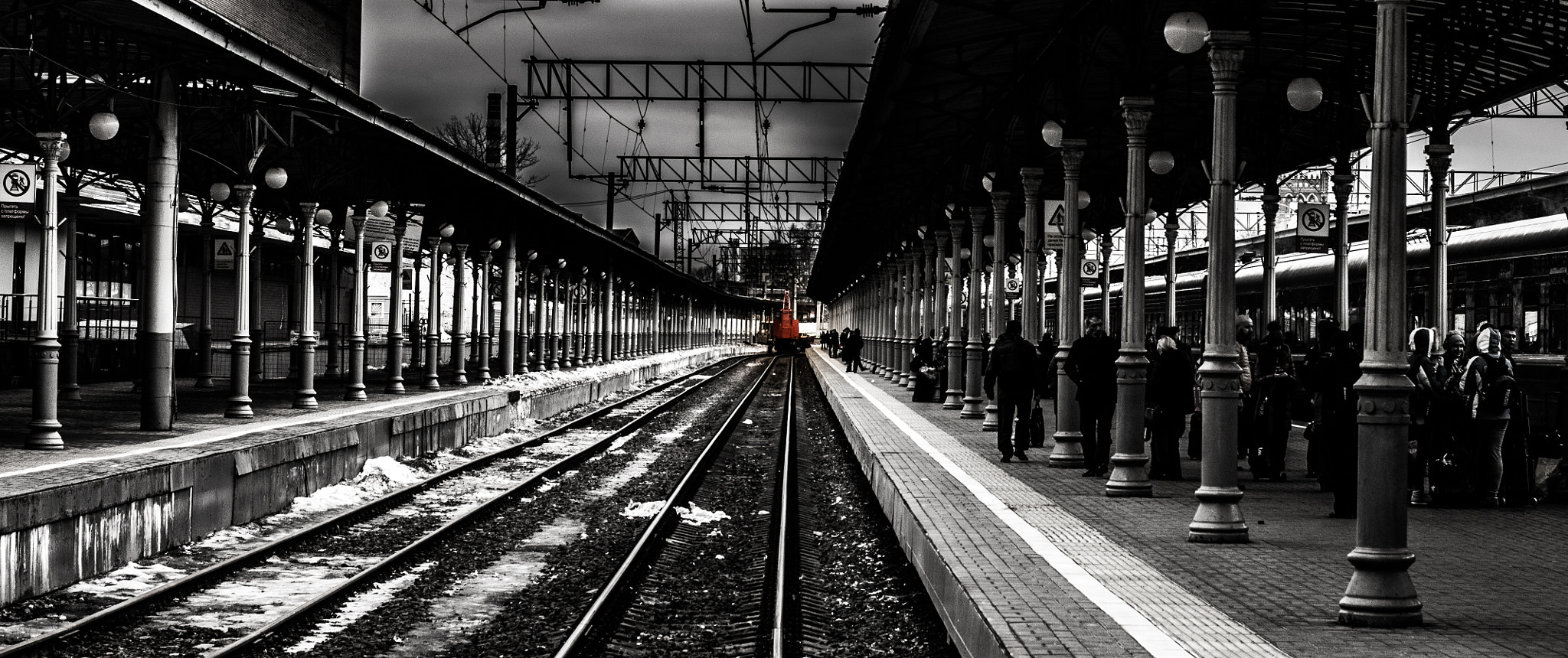 Sony Alpha DSLR-A500 + Sony 50mm F1.4 sample photo. The railroad photography