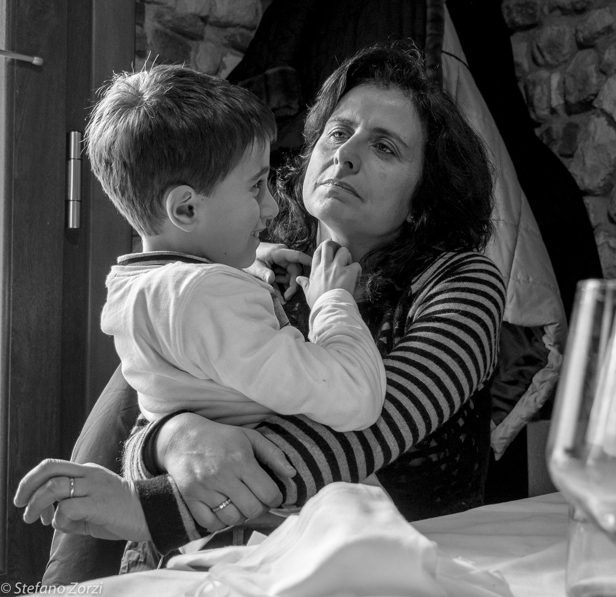 Panasonic Lumix G X Vario 12-35mm F2.8 ASPH Power OIS sample photo. Under mother's eyes.... photography