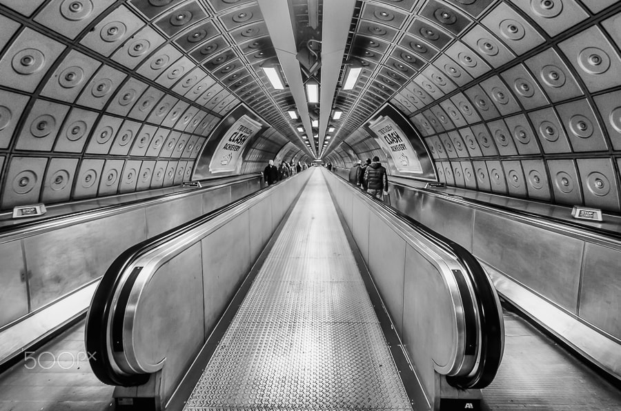Pentax K-5 IIs sample photo. Tunnel of clash photography