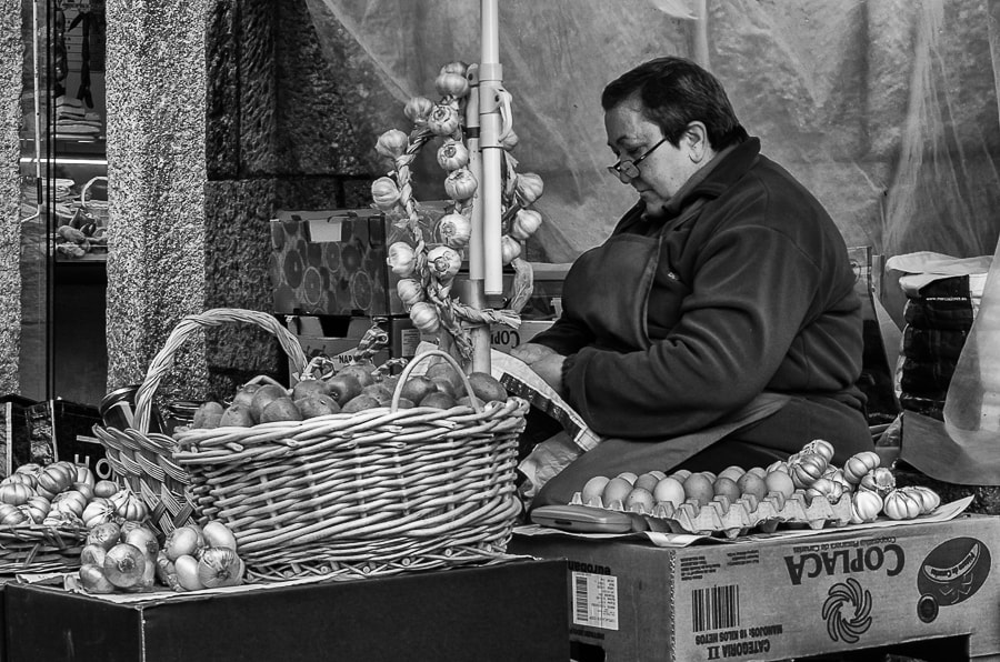 Pentax K-5 IIs sample photo. Mercadurías photography