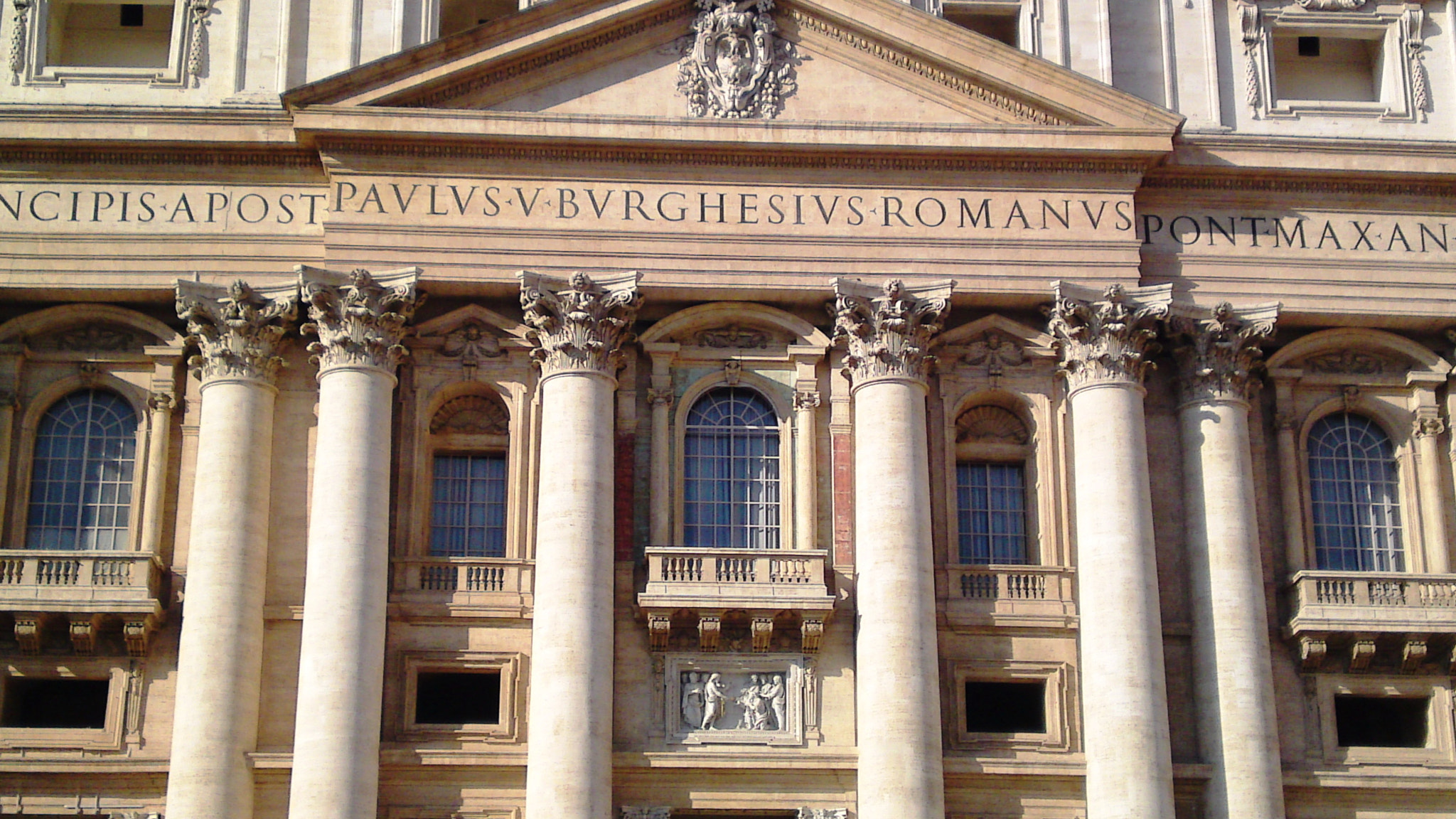 Sony Ericsson U1i sample photo. Saint peters basilica photography