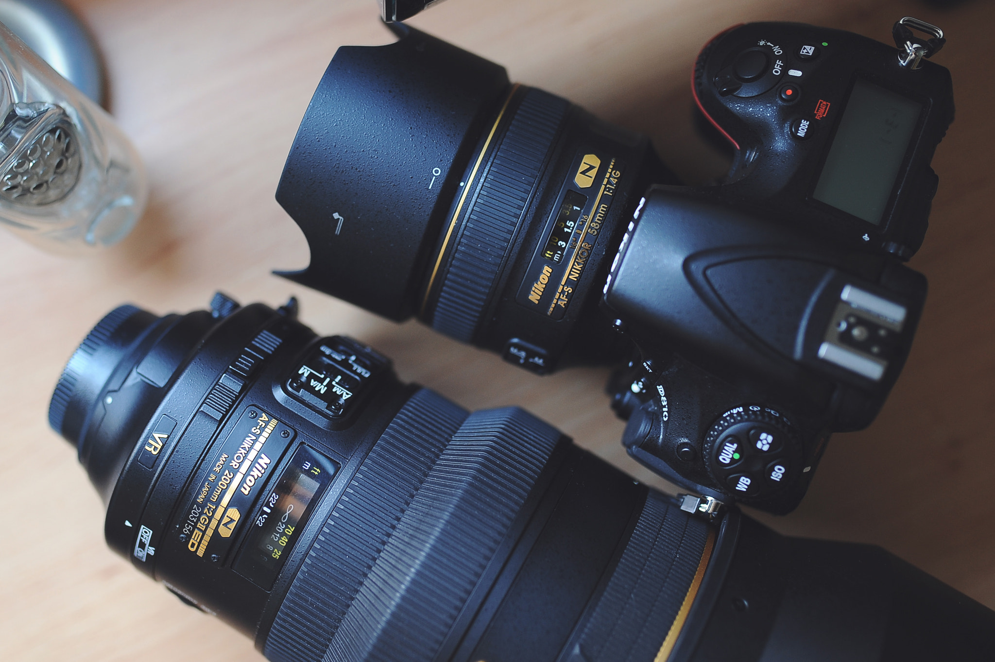 Nikon D3 + Sigma 35mm F1.4 DG HSM Art sample photo. Which one would you choose? photography