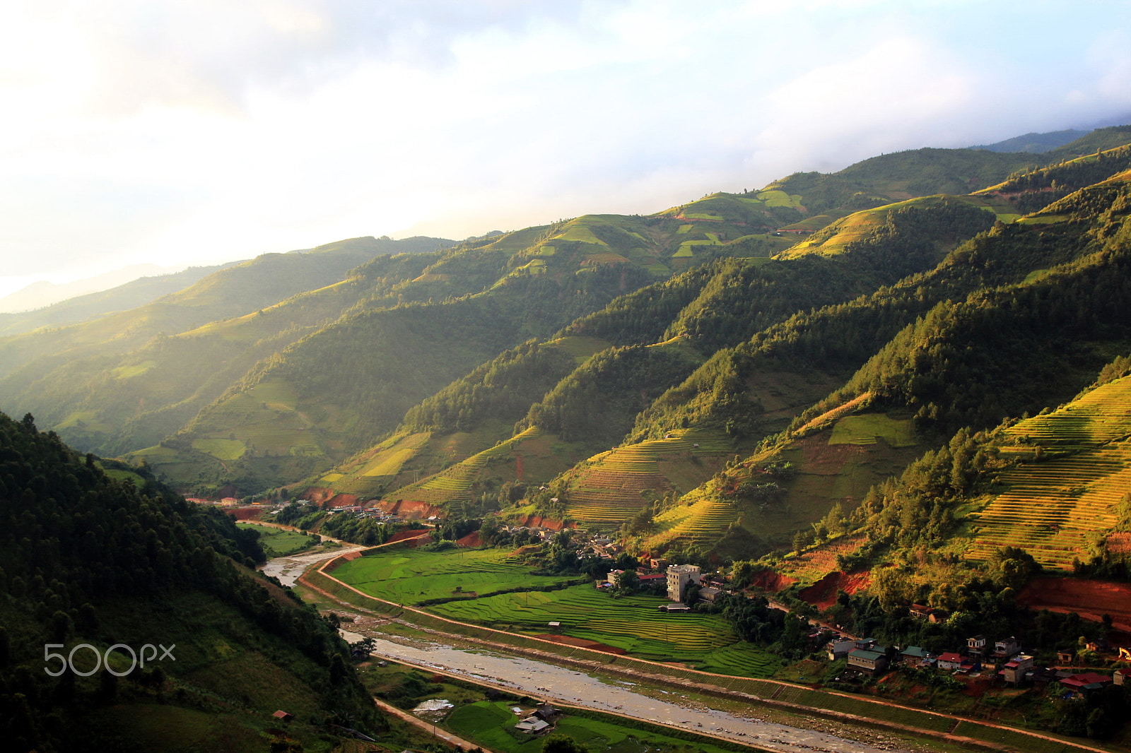 Canon EOS 550D (EOS Rebel T2i / EOS Kiss X4) sample photo. Tu le - mu cang chai, yen bai, vietnam photography