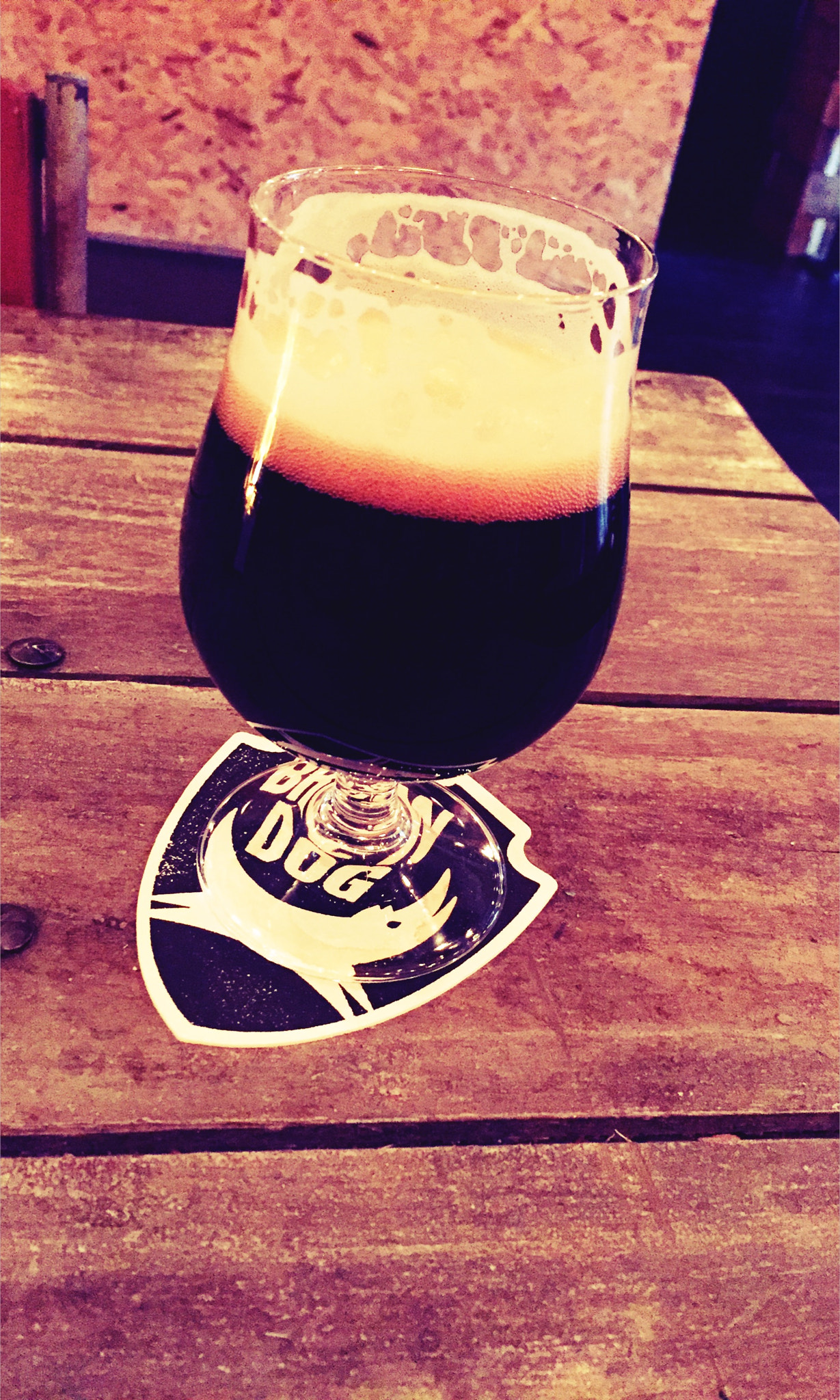 Hipstamatic 312 sample photo. Left hand brewing - fade to black photography