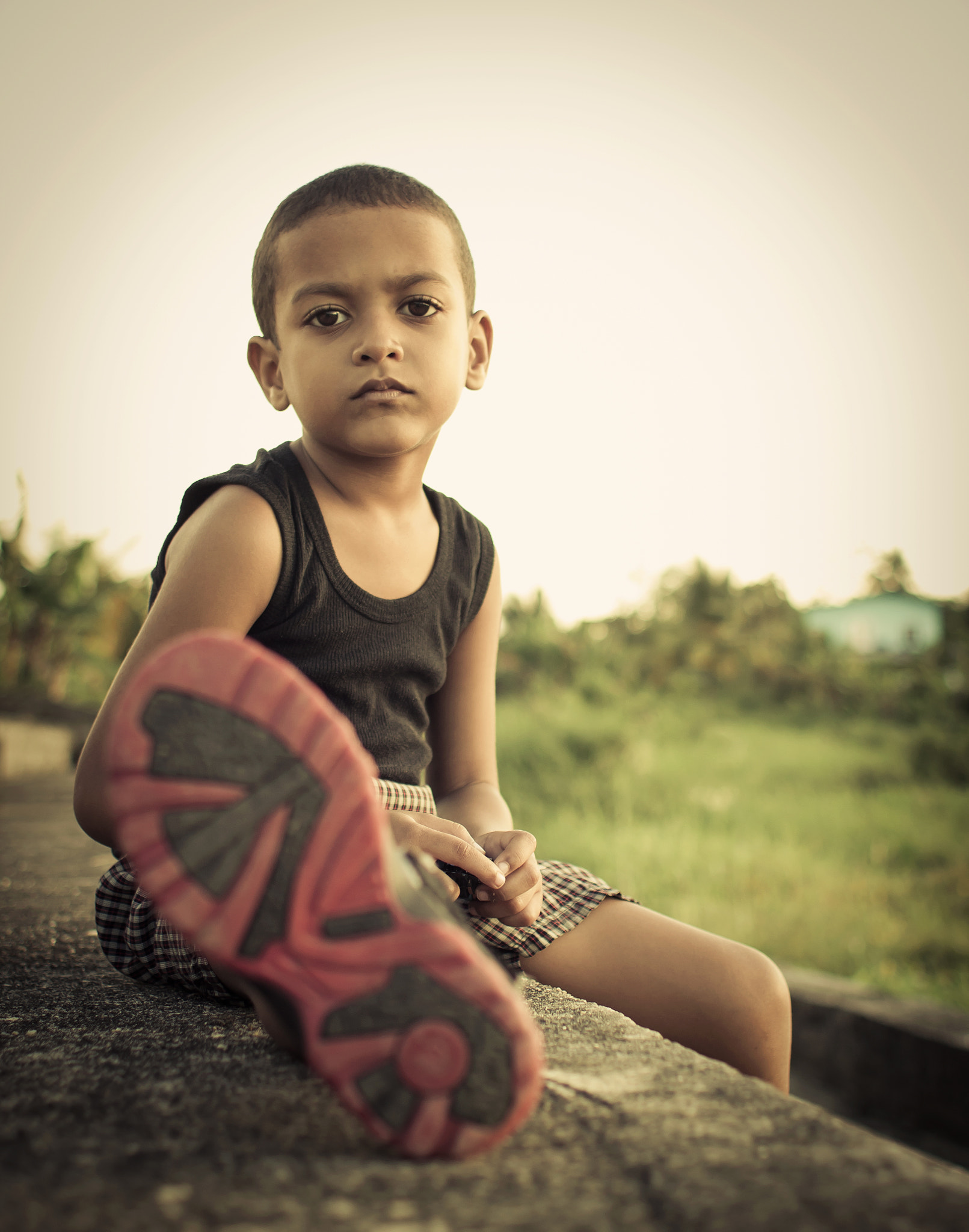 Canon EF 28mm F1.8 USM sample photo. Deep in thought photography