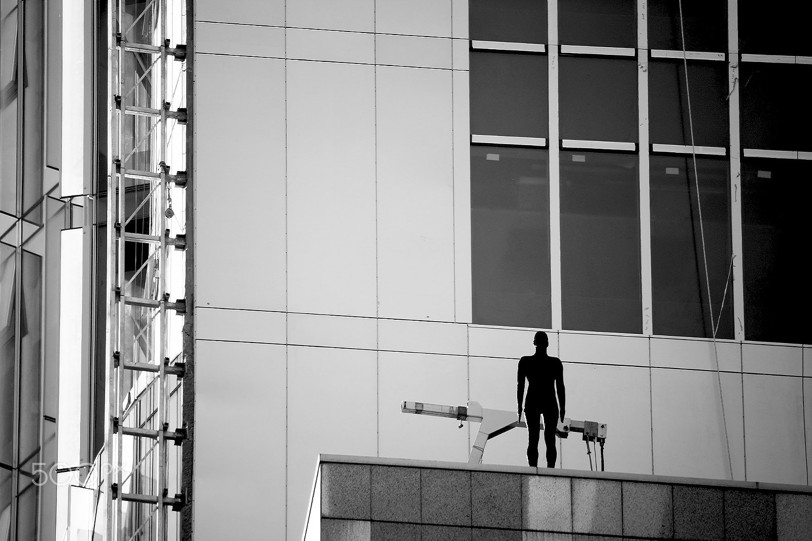 Sony 500mm F8 Reflex sample photo. Antony gormley in hong kong photography