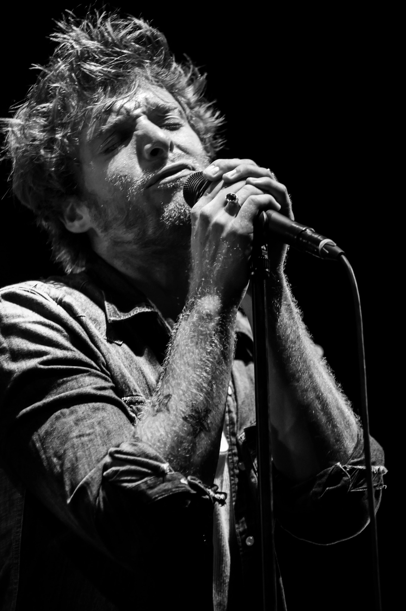 AF Zoom-Nikkor 80-200mm f/2.8 ED sample photo. Paolo nutini live concert in lucca photography