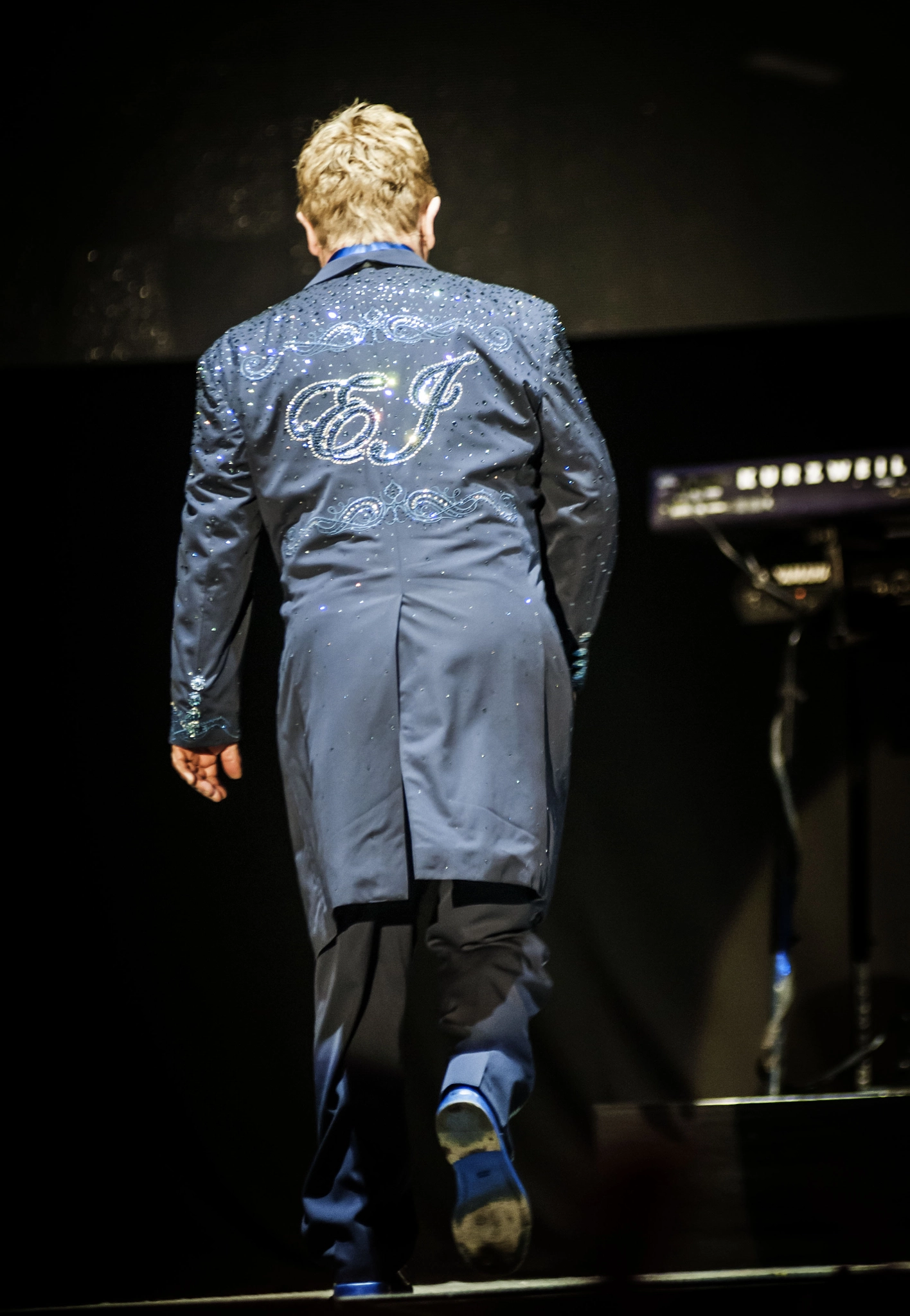 AF Zoom-Nikkor 80-200mm f/2.8 ED sample photo. Elton john live in lucca summer festival photography