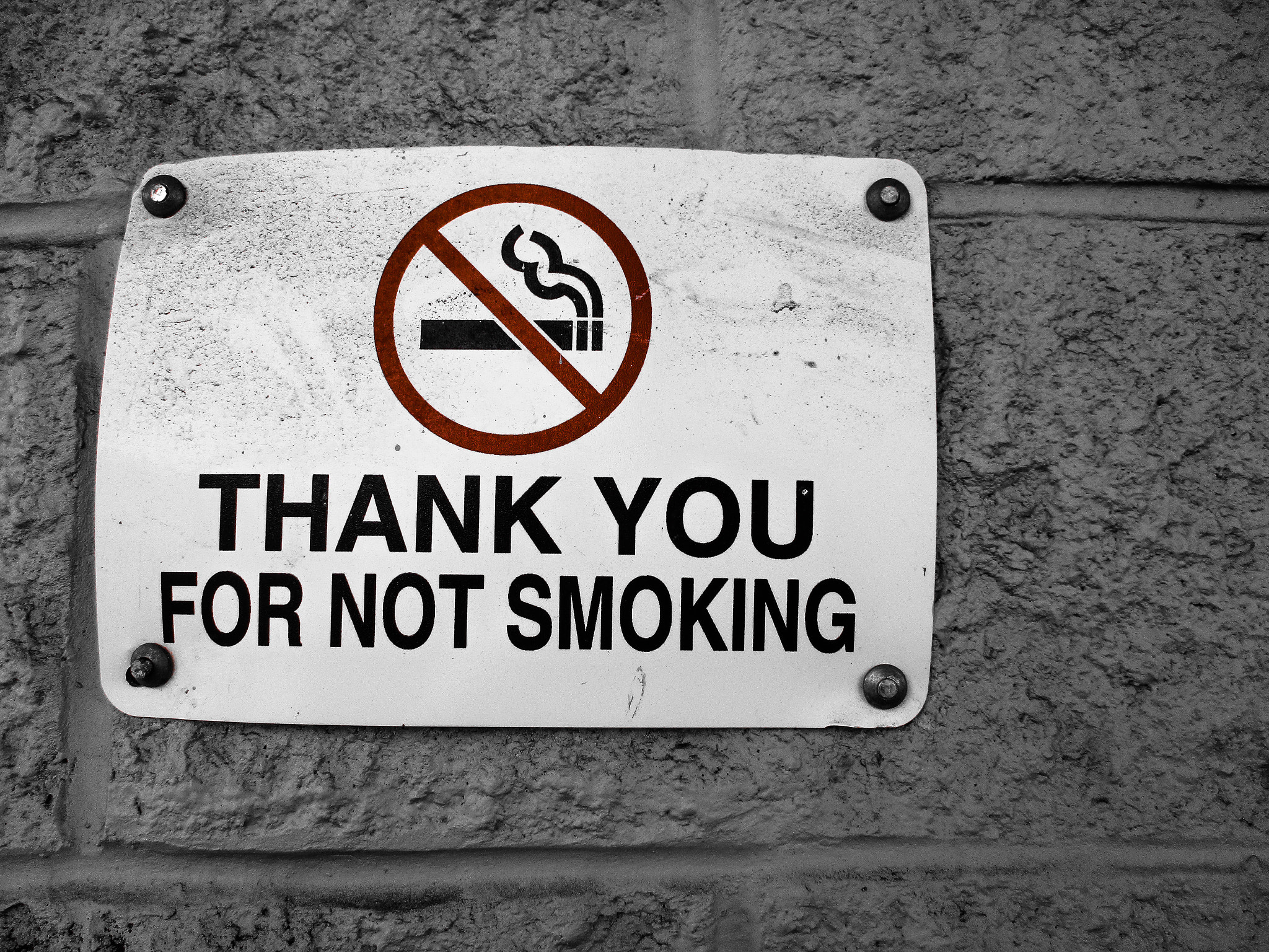 Canon PowerShot ELPH 160 (IXUS 160 / IXY 150) sample photo. No smoking photography