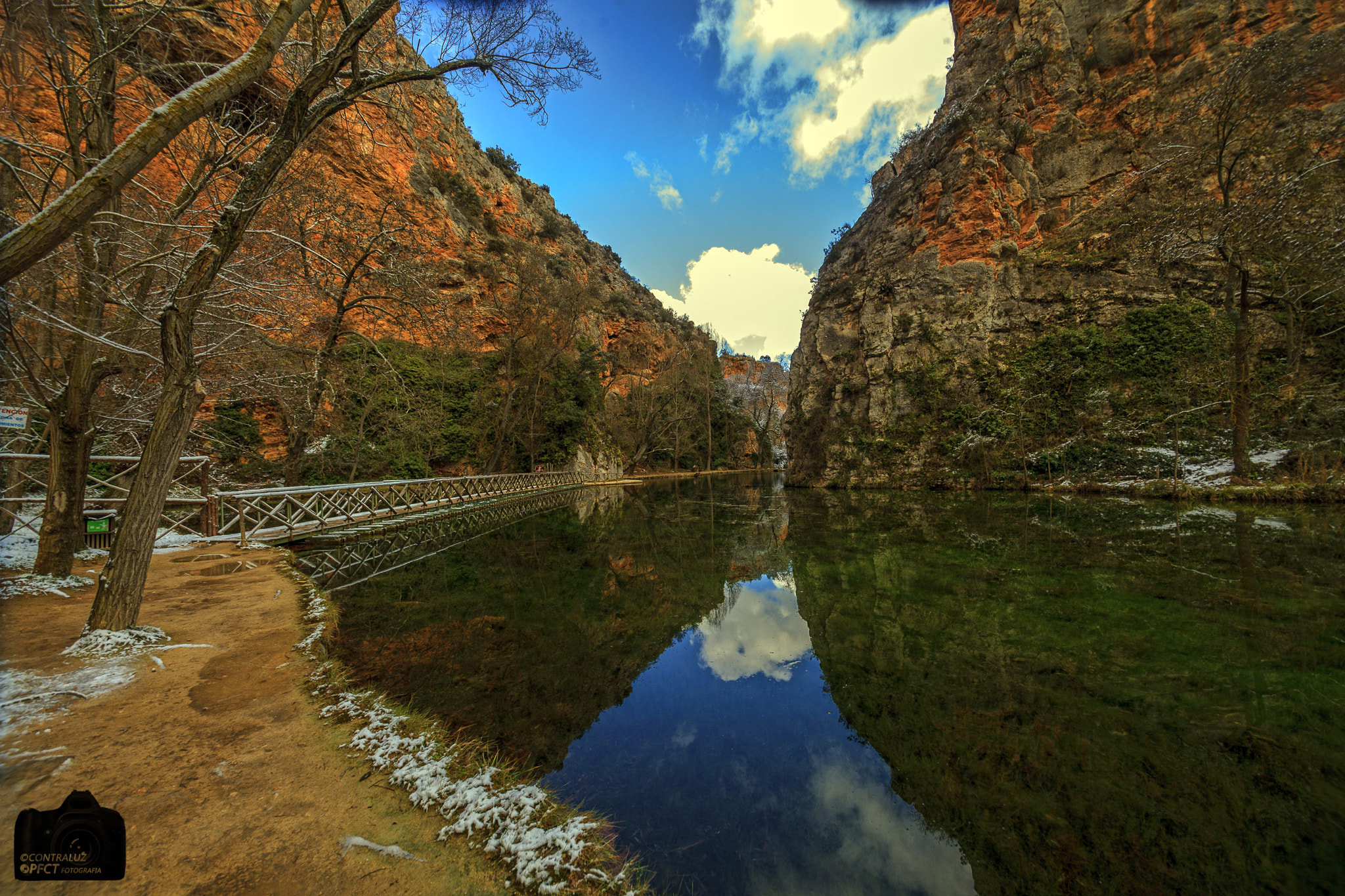 Sigma 10-20mm F3.5 EX DC HSM sample photo. Reflejos photography