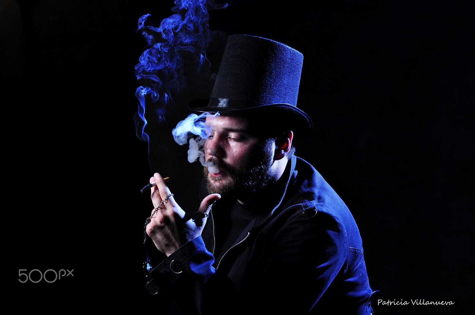 Sigma 50-150mm F2.8 EX APO DC OS HSM sample photo. Smoking alone photography