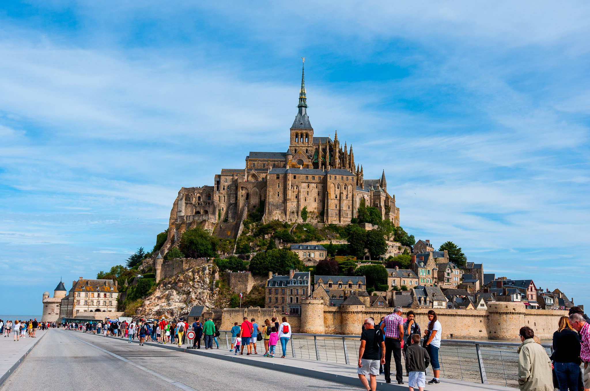 Nikon D90 + Sigma 18-35mm F1.8 DC HSM Art sample photo. Mont saint-michel photography