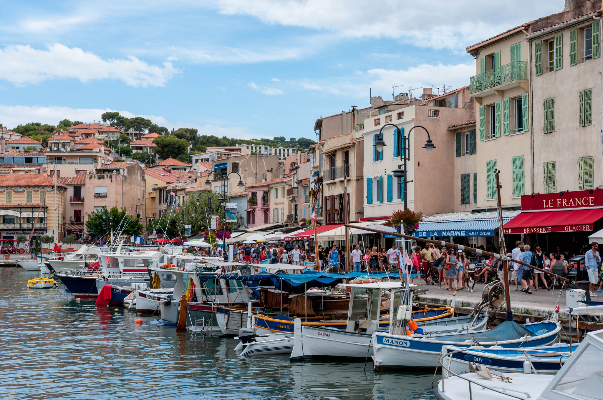 Nikon D90 + Sigma 18-35mm F1.8 DC HSM Art sample photo. Cassis photography