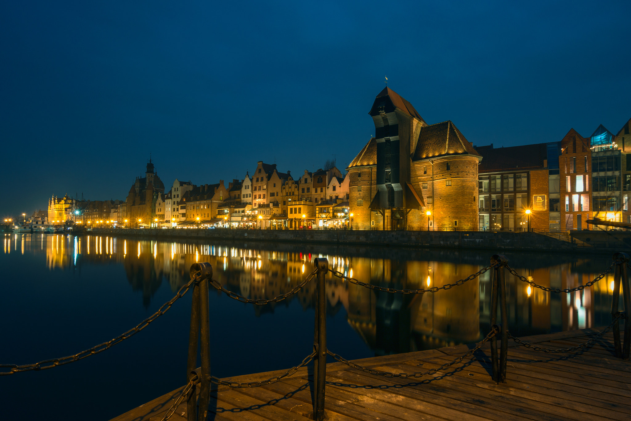 Samsung NX300 + Samsung NX 12-24mm F4-5.6 ED sample photo. Gdansk photography