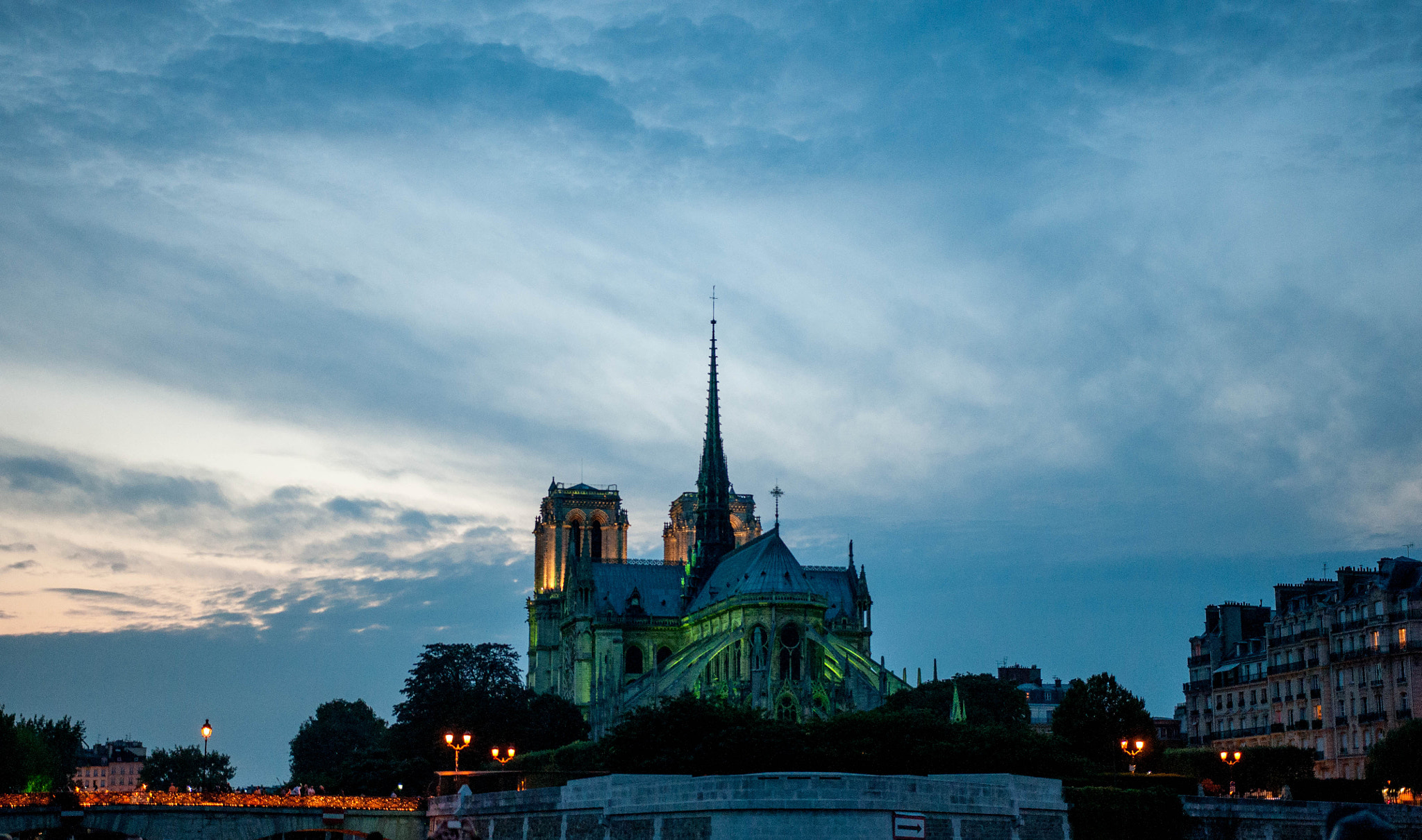 Nikon D90 + Sigma 18-35mm F1.8 DC HSM Art sample photo. Notre dame photography