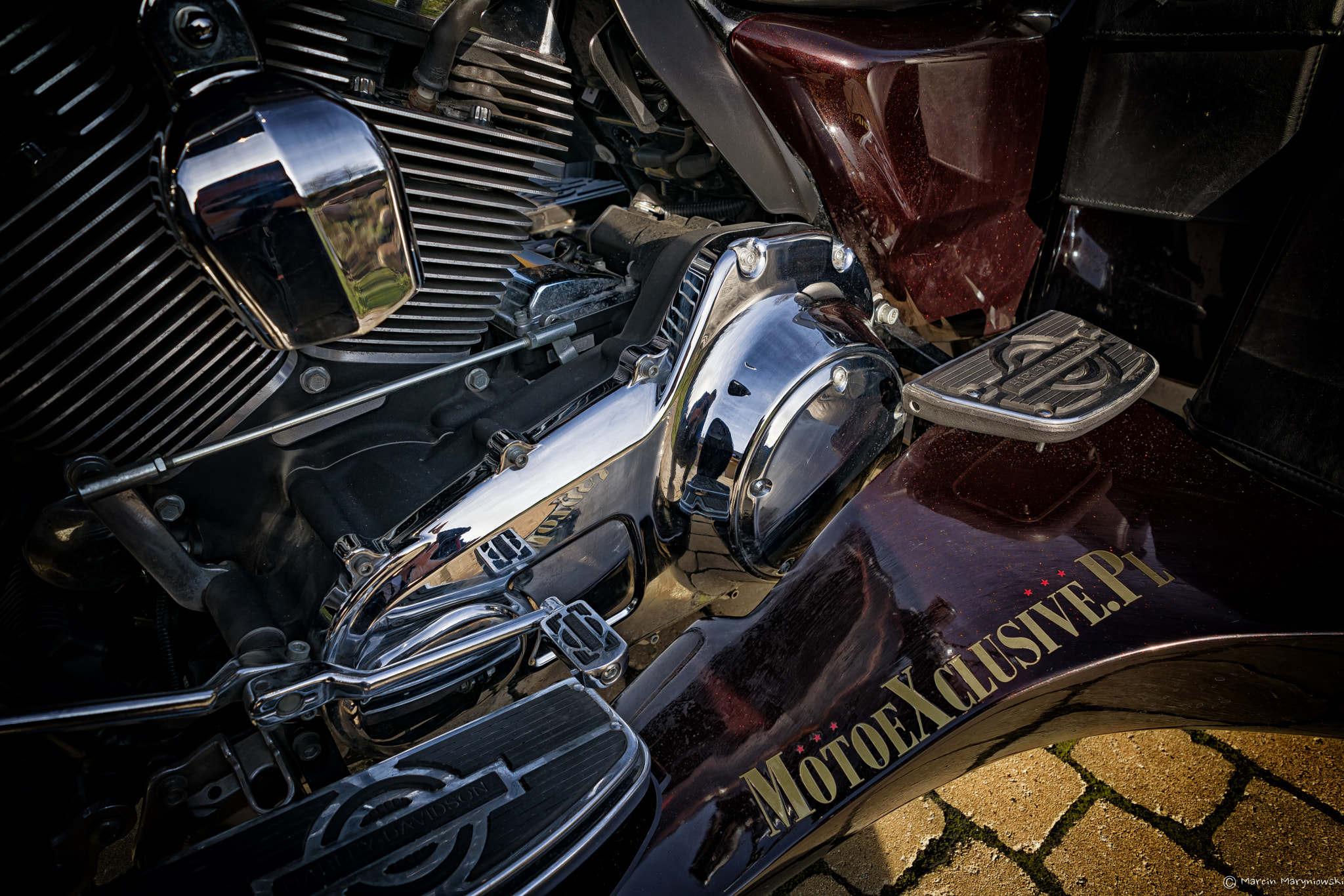 Sony FE 28mm F2 sample photo. Harley davidson tri glide photography