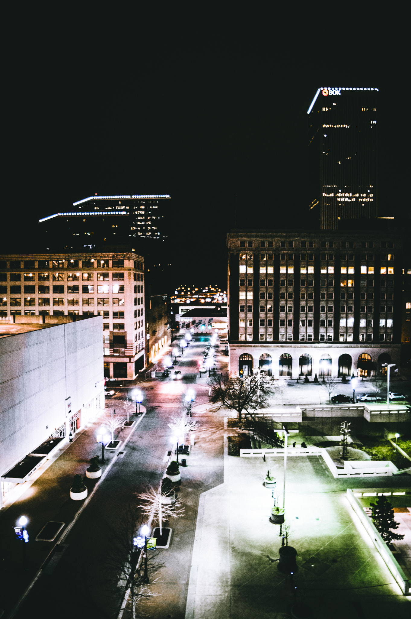 Samyang 14mm F2.8 ED AS IF UMC sample photo. Plaza photography