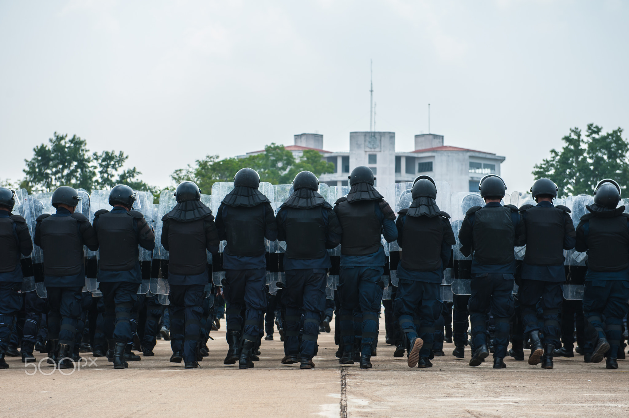 police Training in the use of batons to control