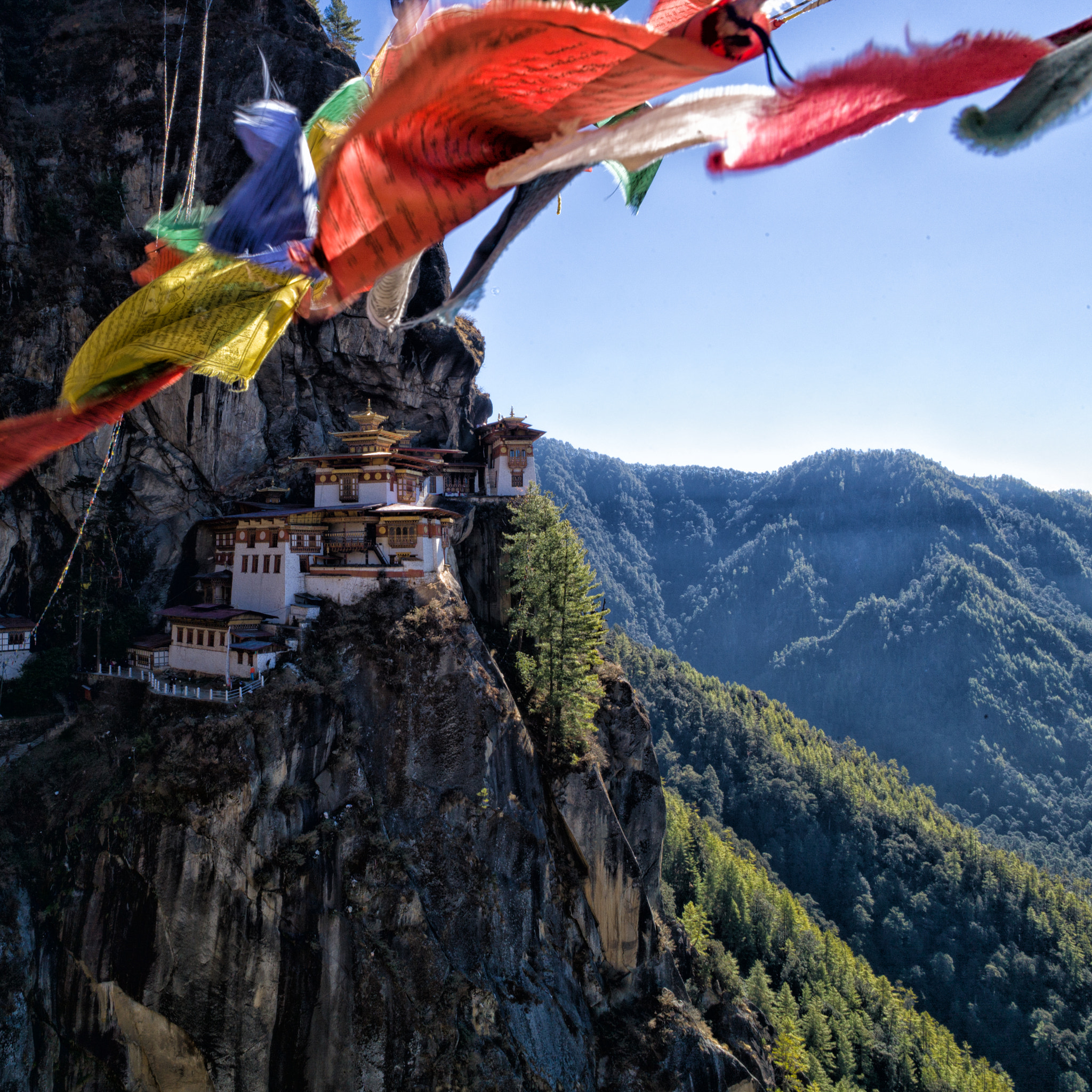 Leica M9 + Leica Super-Elmar-M 21mm F3.4 ASPH sample photo. Tiger's nest photography