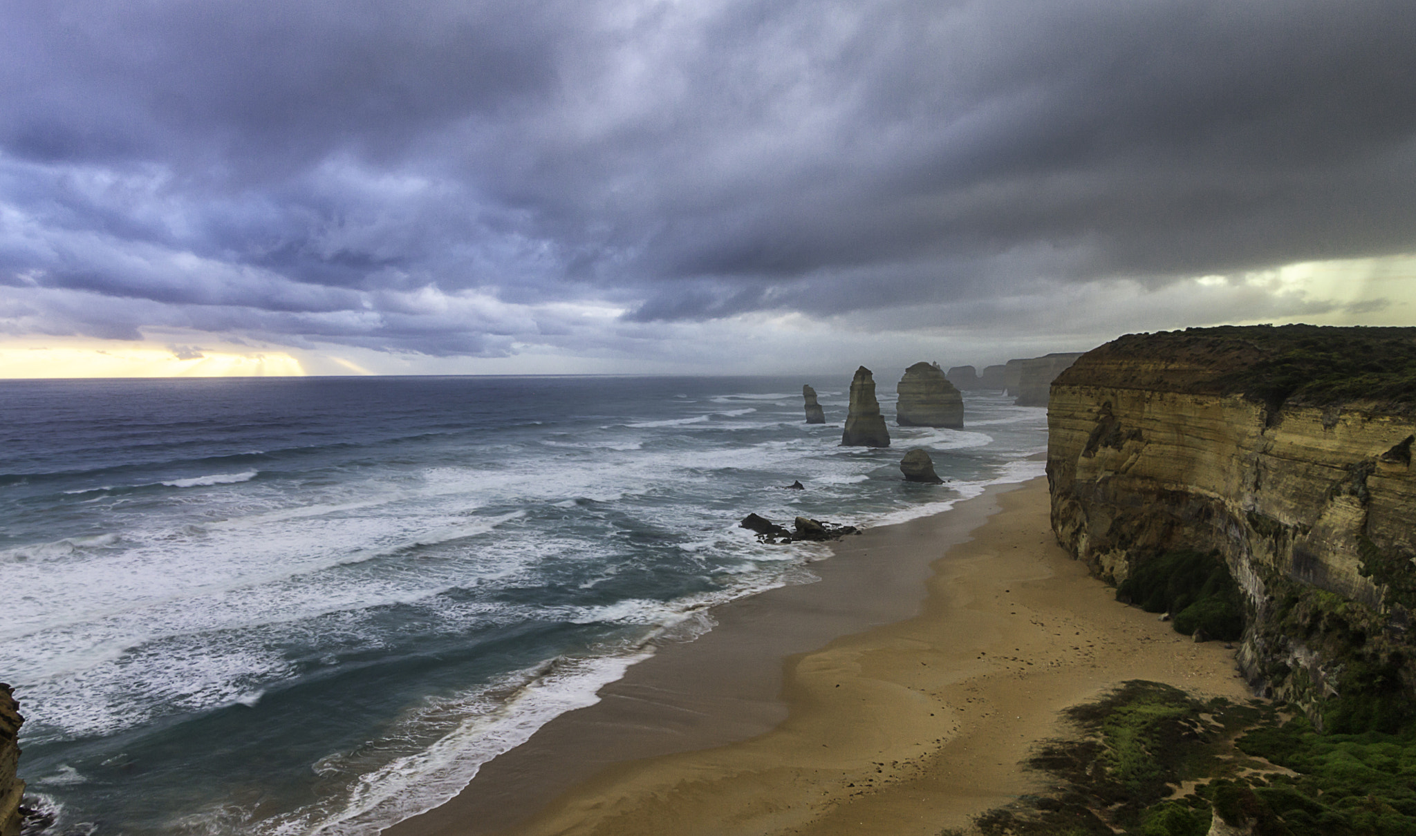 Canon EF-S 10-22mm F3.5-4.5 USM sample photo. Remaining "12" apostles photography