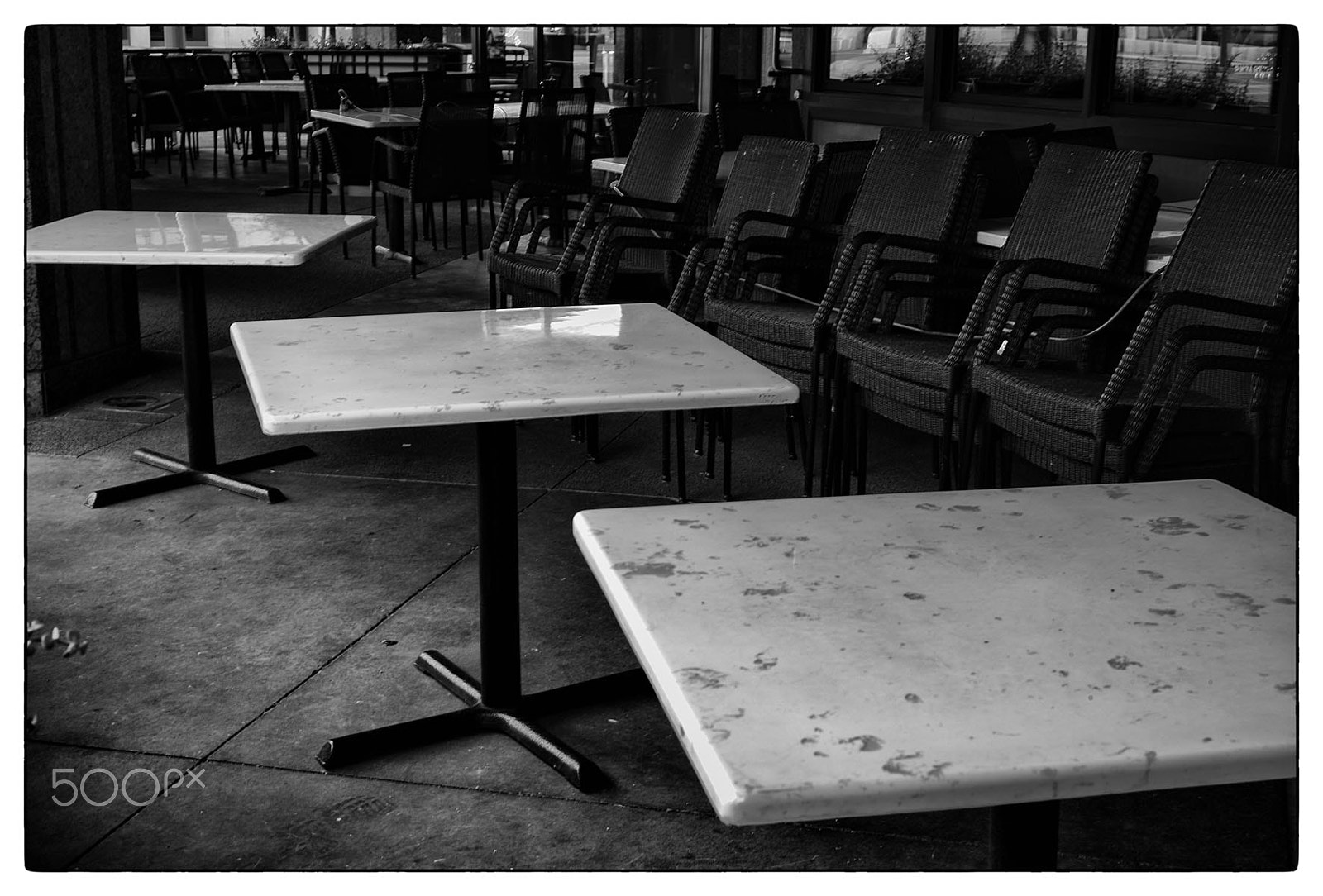 Leica Summarit-M 50mm F2.4 sample photo. Three unclean tables photography
