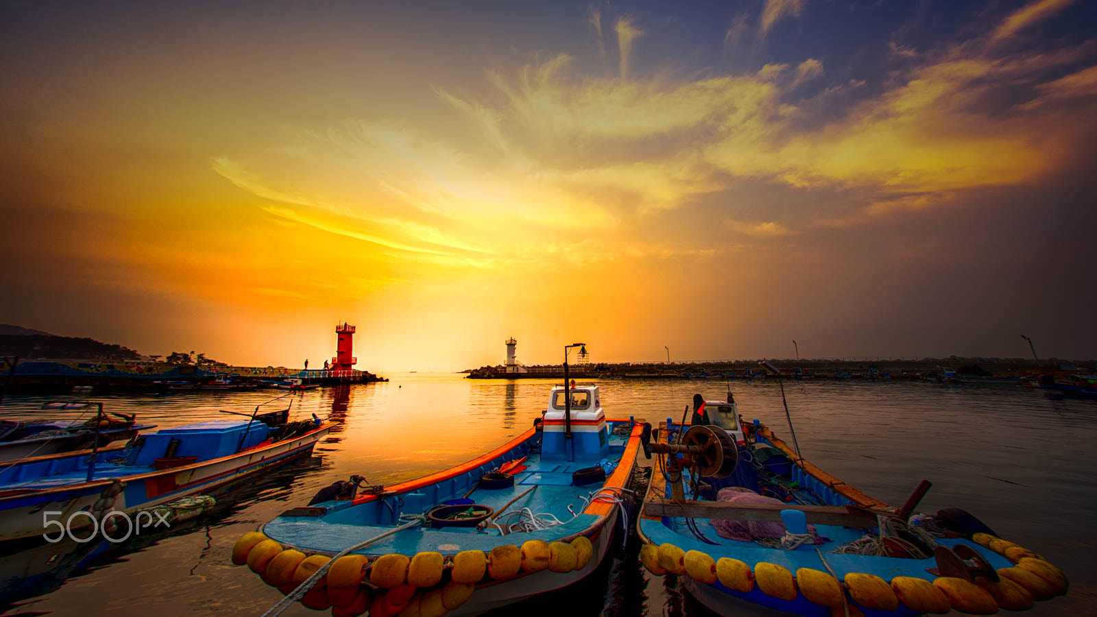 Sony a7R + Canon EF 17-40mm F4L USM sample photo. Sunrise at a port photography