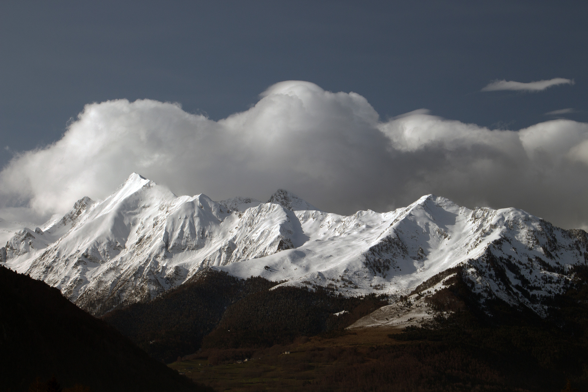 Canon EF 28-80mm f/3.5-5.6 USM IV sample photo. Clouds in the valley !!! photography