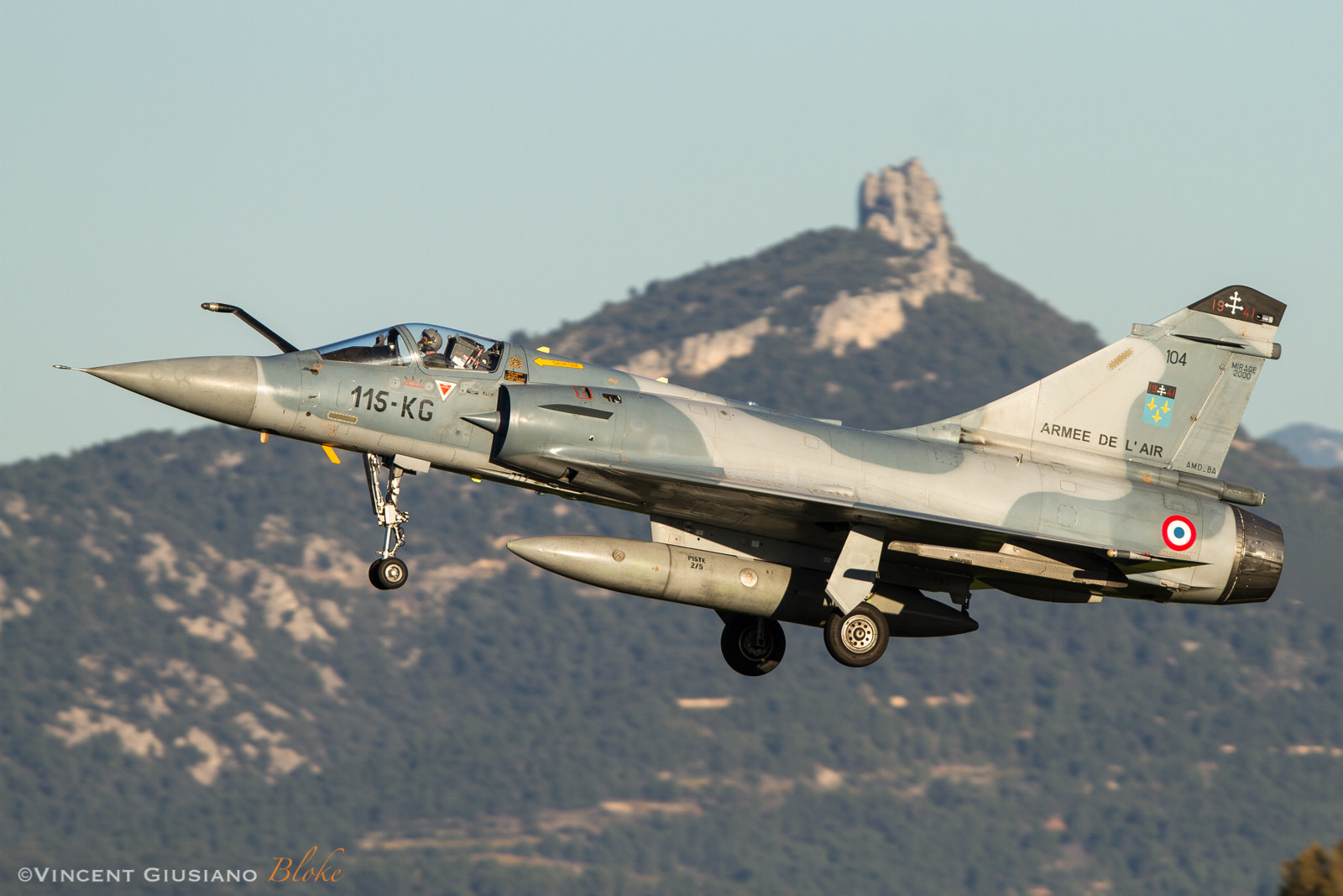 Canon EF 300mm F2.8L IS USM sample photo. Mirage 2000c photography