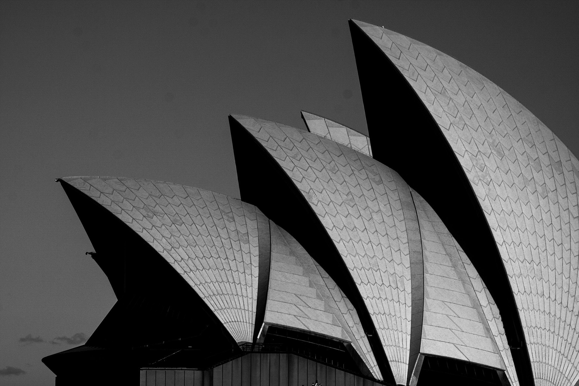 Canon EOS 40D + Canon EF 70-300mm F4.5-5.6 DO IS USM sample photo. Sydney opera house photography