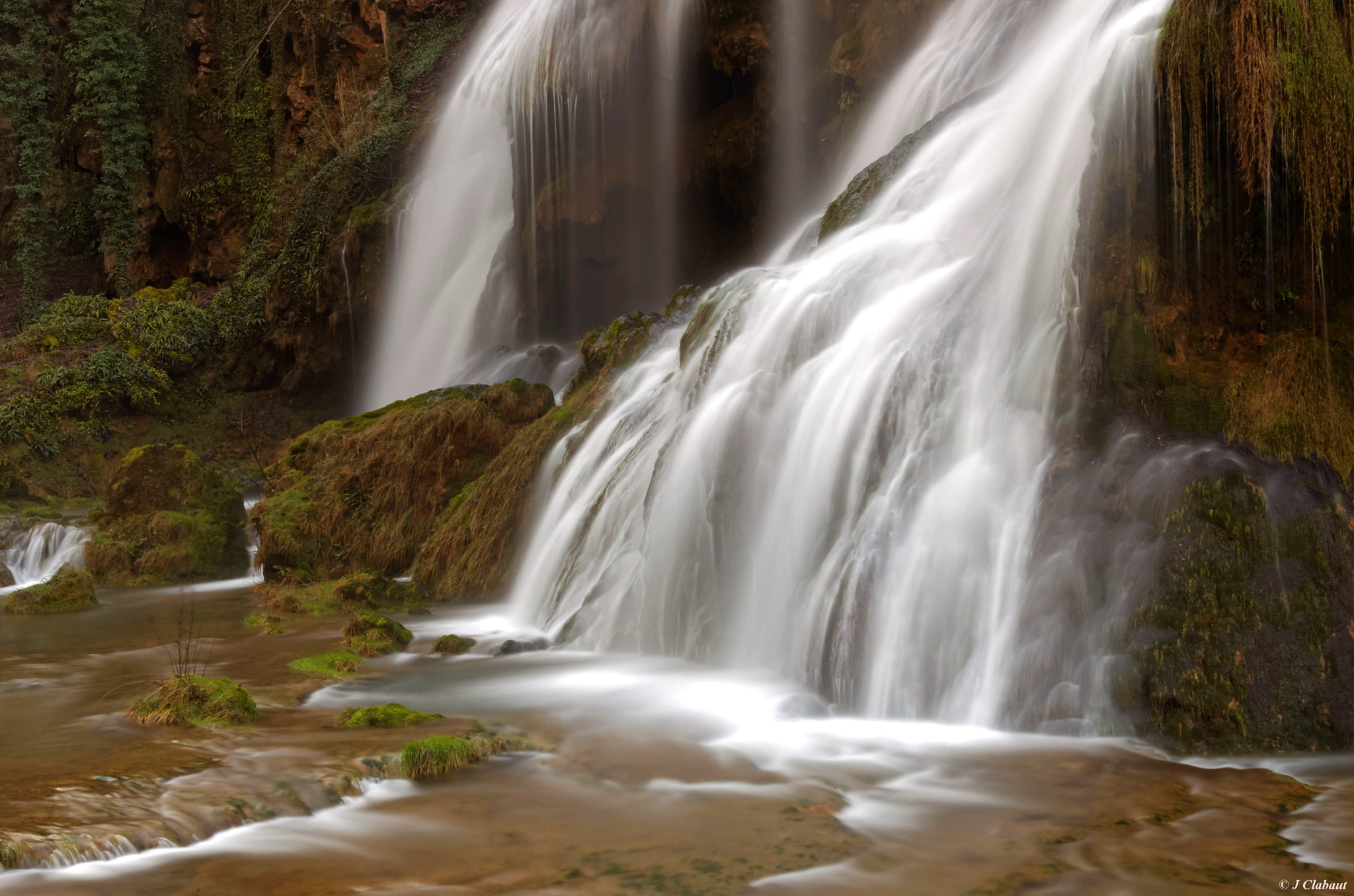 Sigma 17-50mm F2.8 EX DC HSM sample photo. Cascades des tufs photography