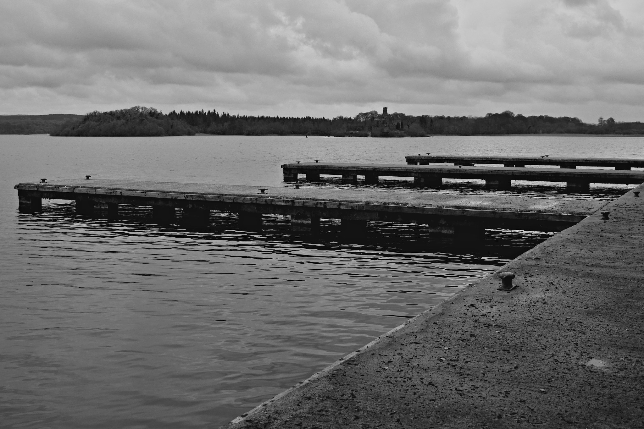 18.00 - 55.00 mm f/3.5 - 5.6 sample photo. Quiet at lake photography