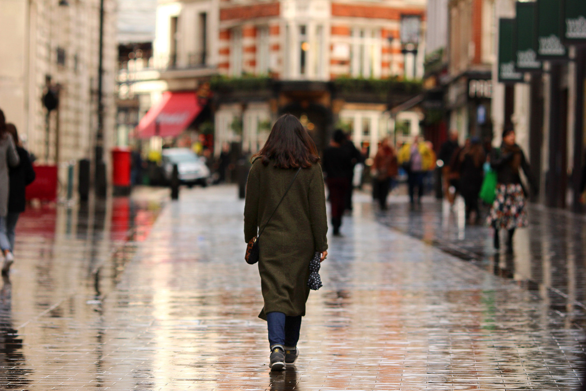 Canon EOS 600D (Rebel EOS T3i / EOS Kiss X5) + Canon EF 135mm F2L USM sample photo. Captured in london. photography