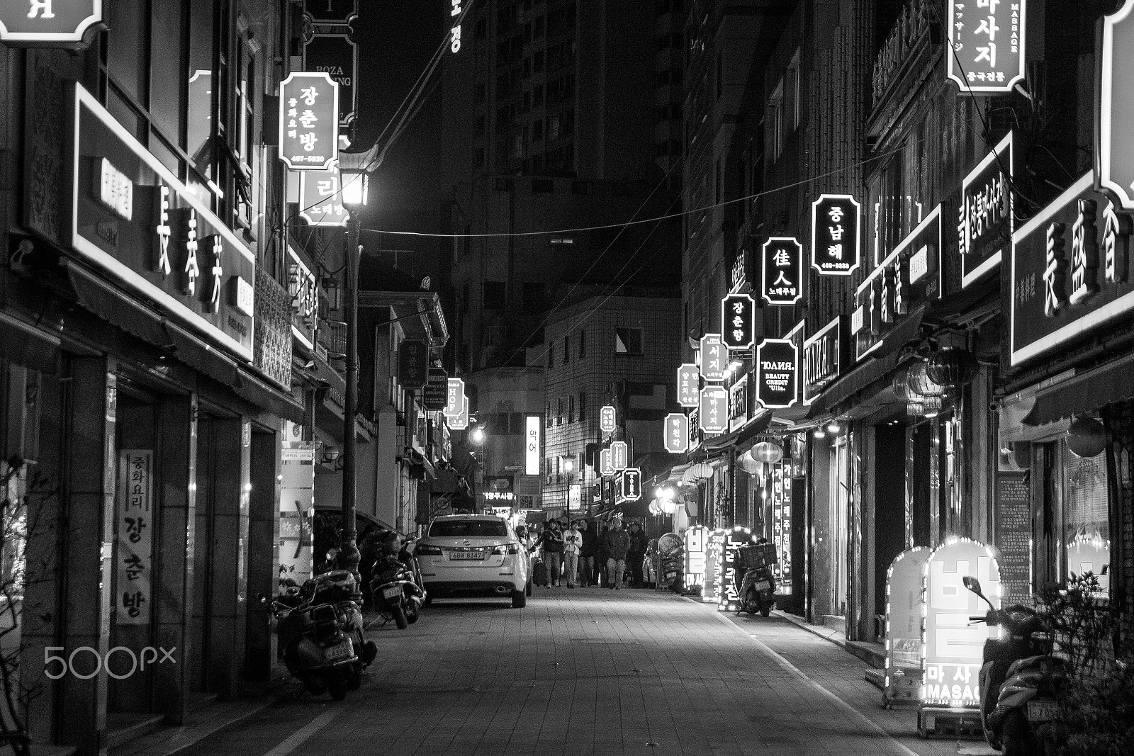 Sony SLT-A77 + 17-50mm F2.8 sample photo. China town in busan, korea photography