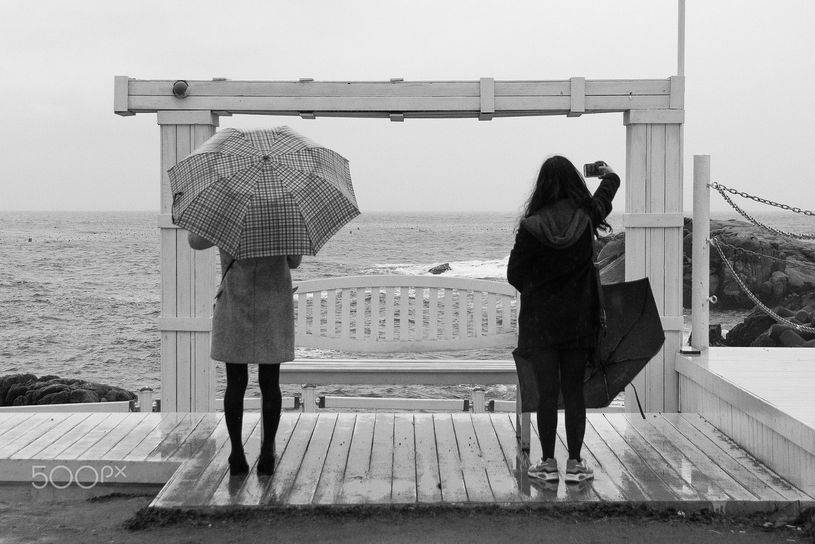 Sony SLT-A77 + 17-50mm F2.8 sample photo. Two people, photography