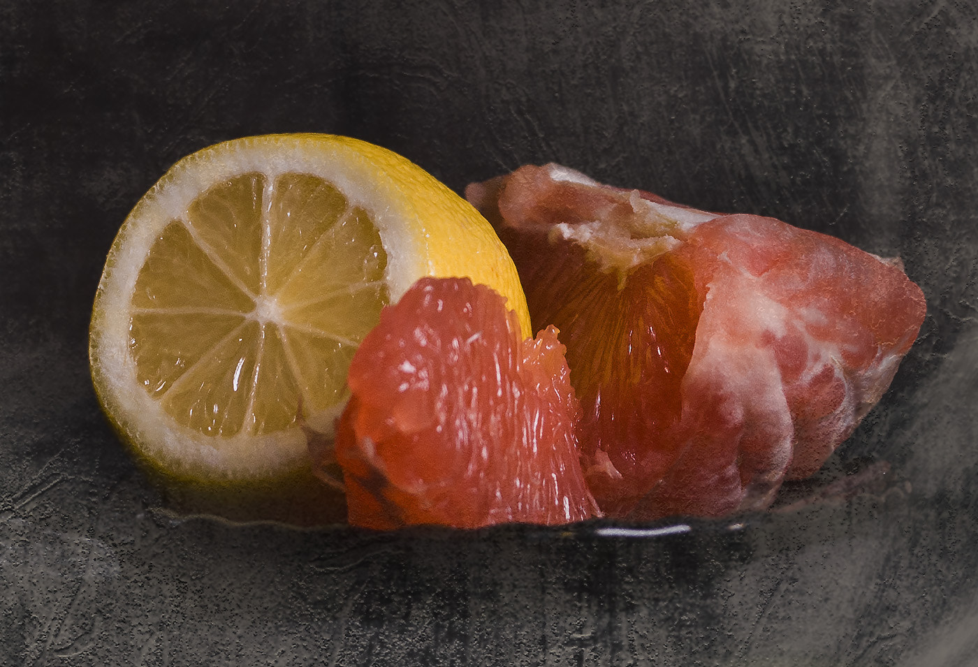 AF Zoom-Nikkor 28-85mm f/3.5-4.5 sample photo. Lemon photography