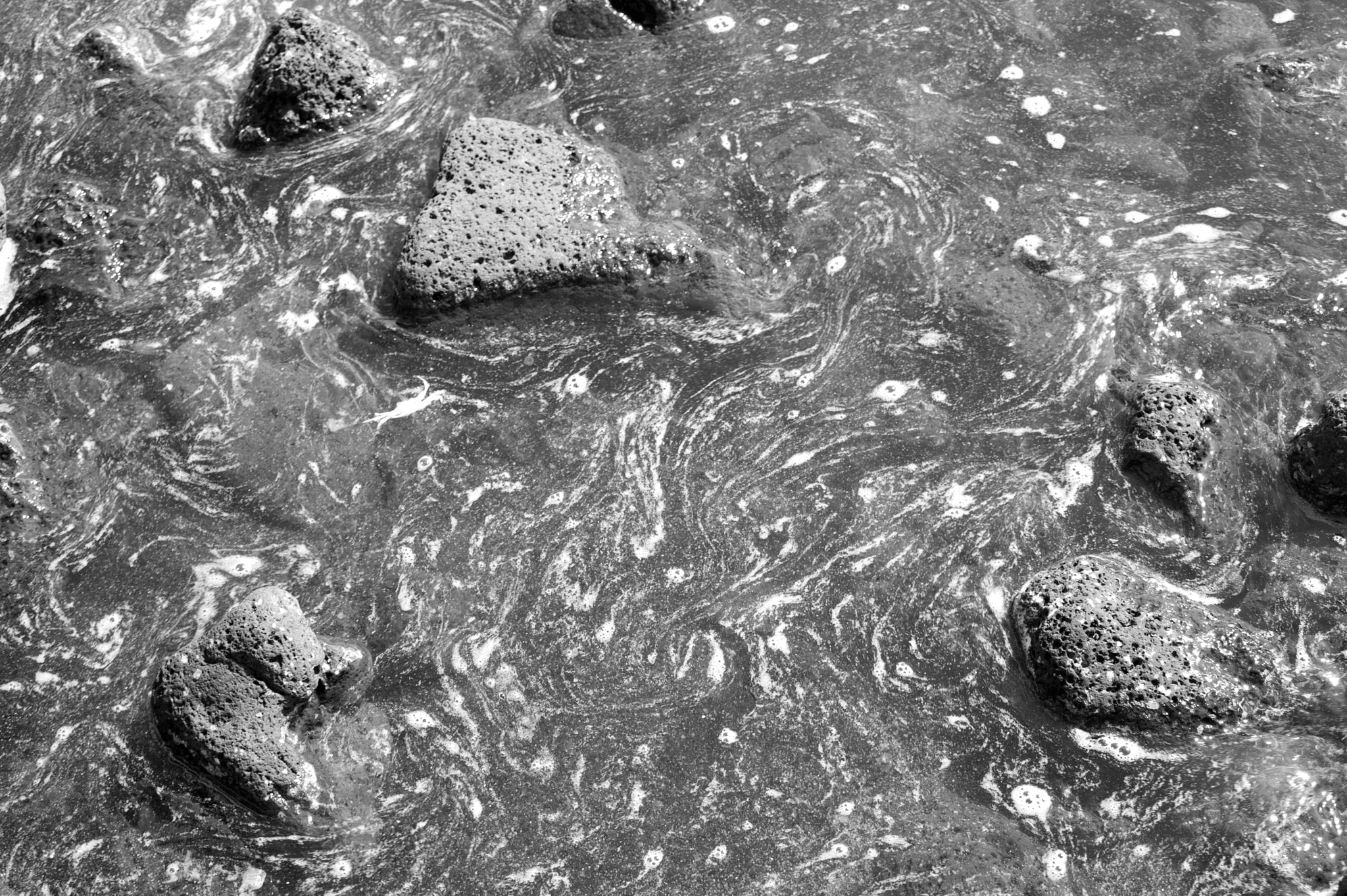 KONICA MINOLTA MAXXUM 5D sample photo. The ocean at eyrabakki photography