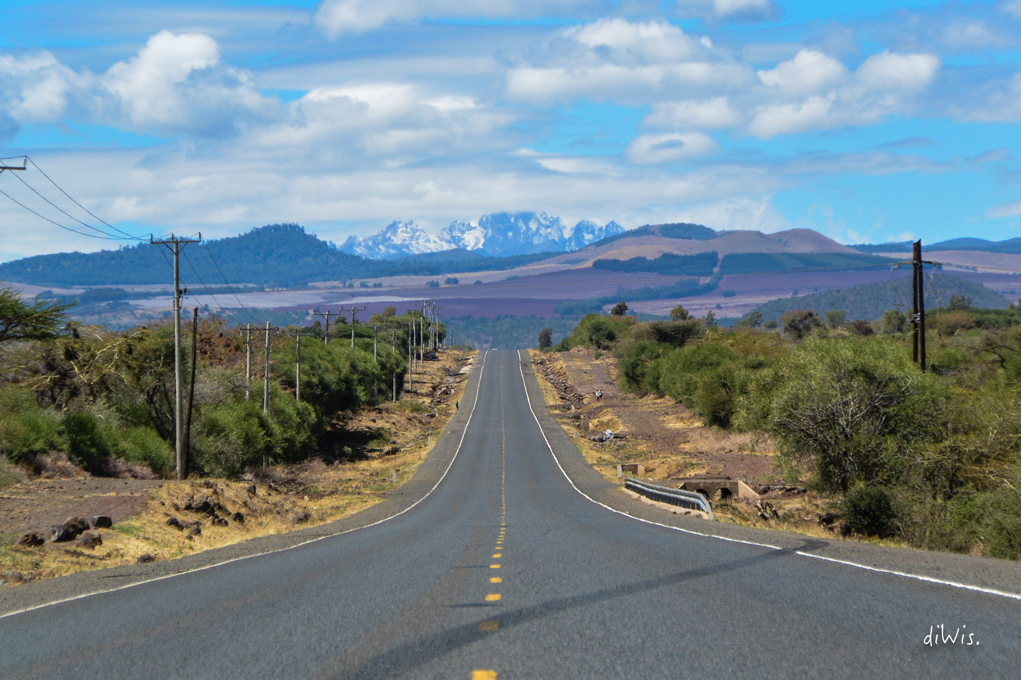 1 NIKKOR VR 10-100mm f/4-5.6 sample photo. On the road - mount kenya photography