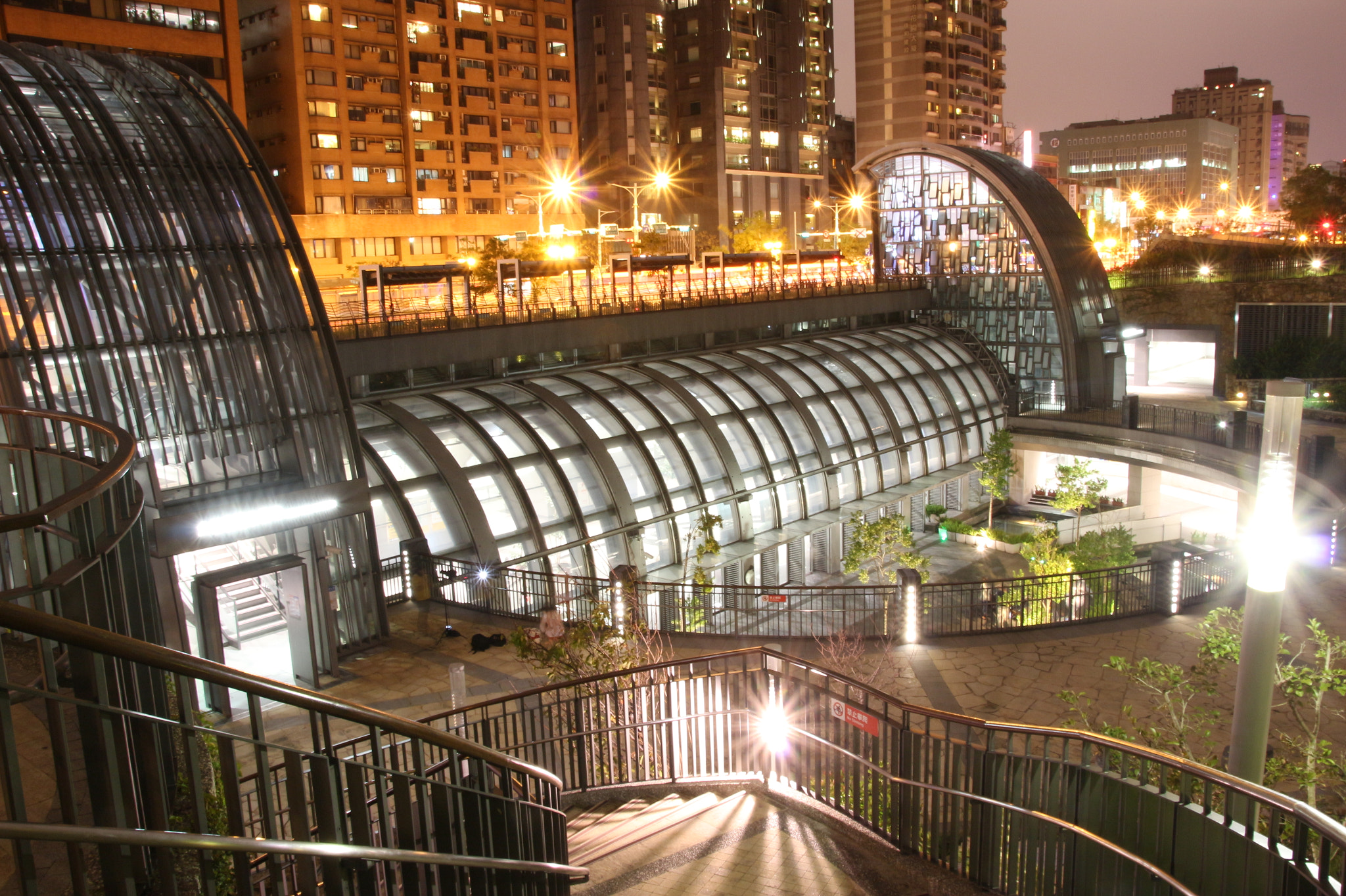 Canon EOS M sample photo. Daan station photography