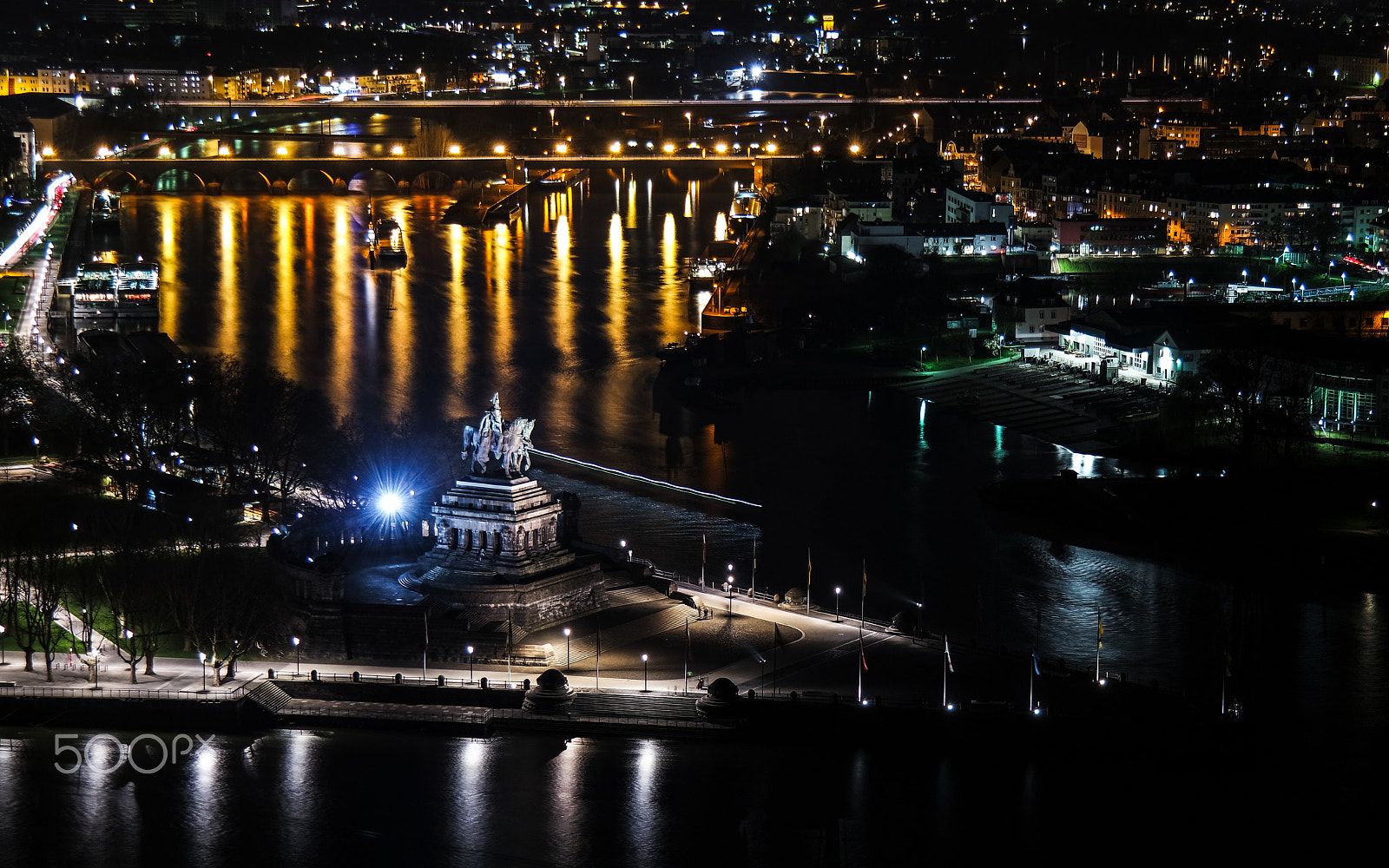 NX 18-55mm F3.5-5.6 sample photo. Deutsches eck photography
