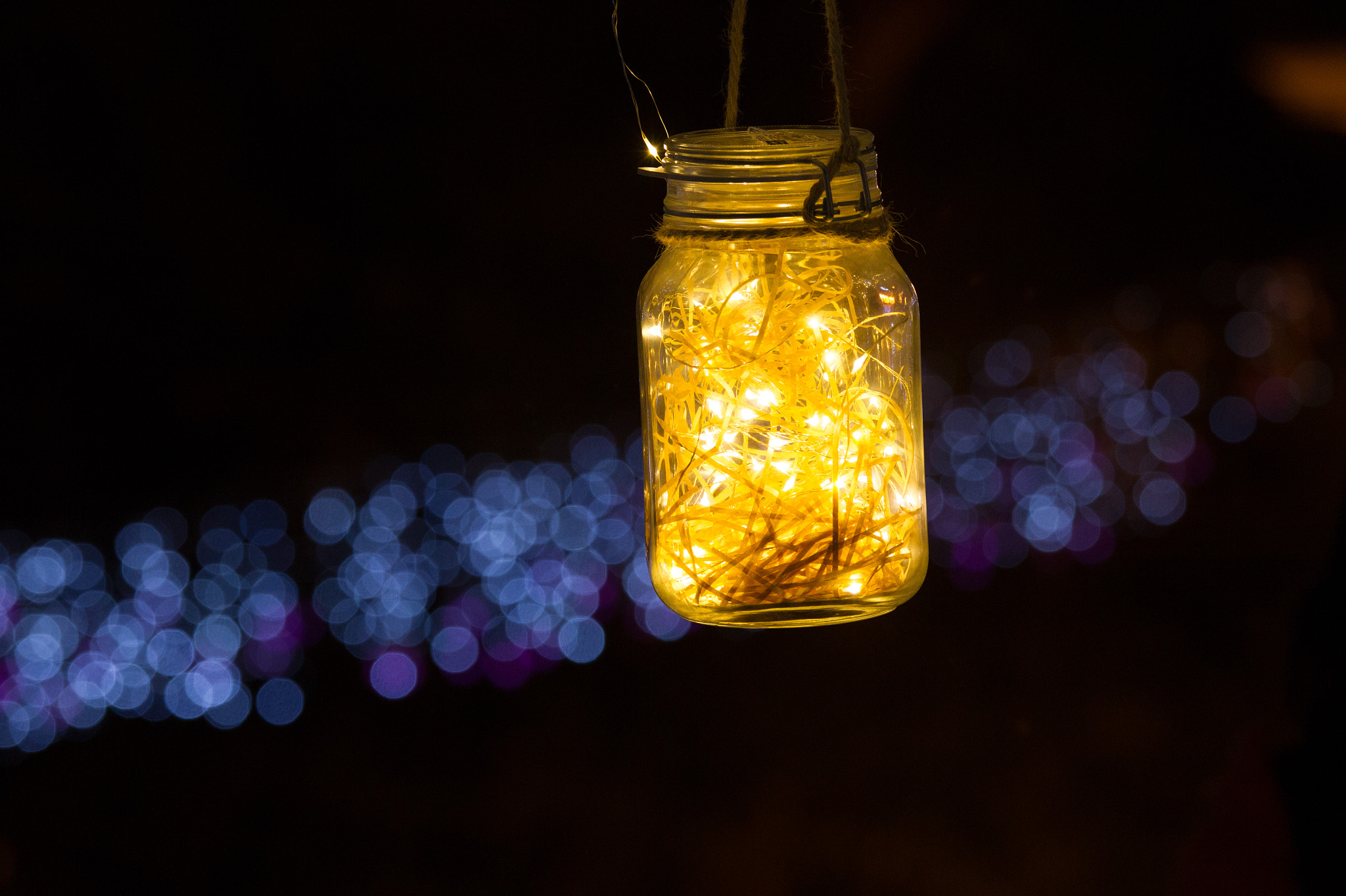 Canon EOS-1D Mark IV sample photo. Lights photography