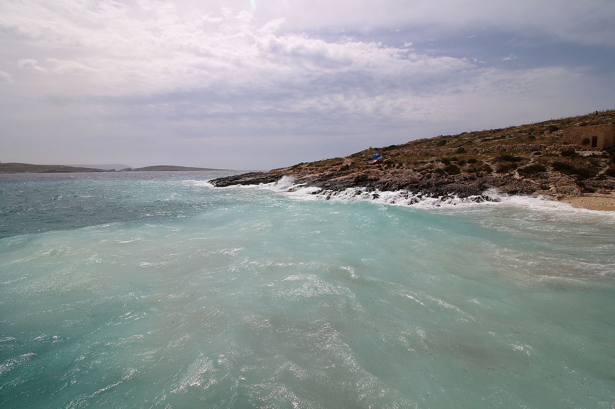 Canon EF-S 10-18mm F4.5–5.6 IS STM sample photo. Blue sea photography